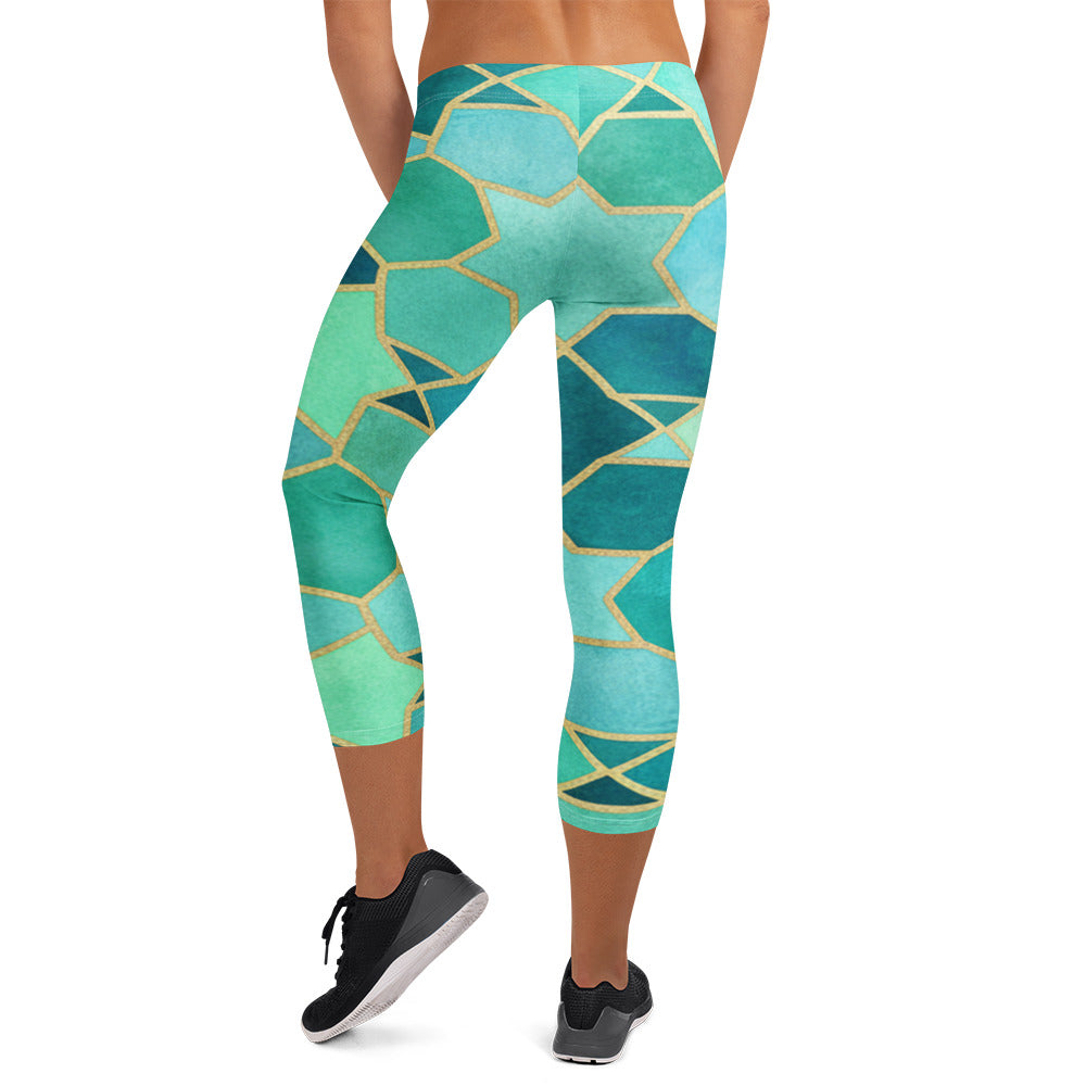 Lagoon Arabic Capri Leggings | GearBunch