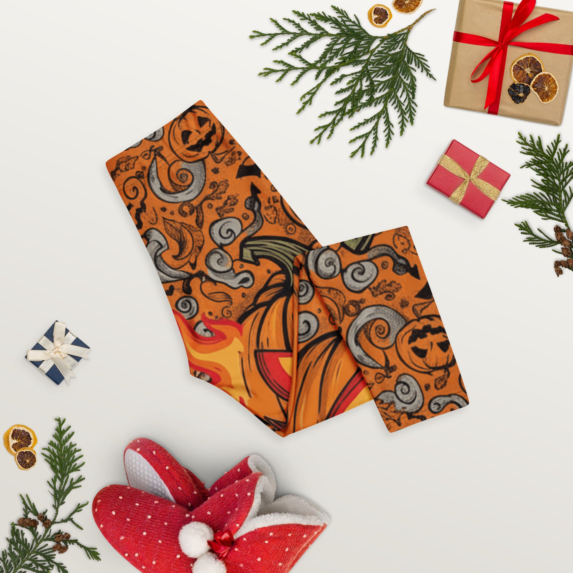 Jack-o-Lantern Glow Capri Leggings | GearBunch