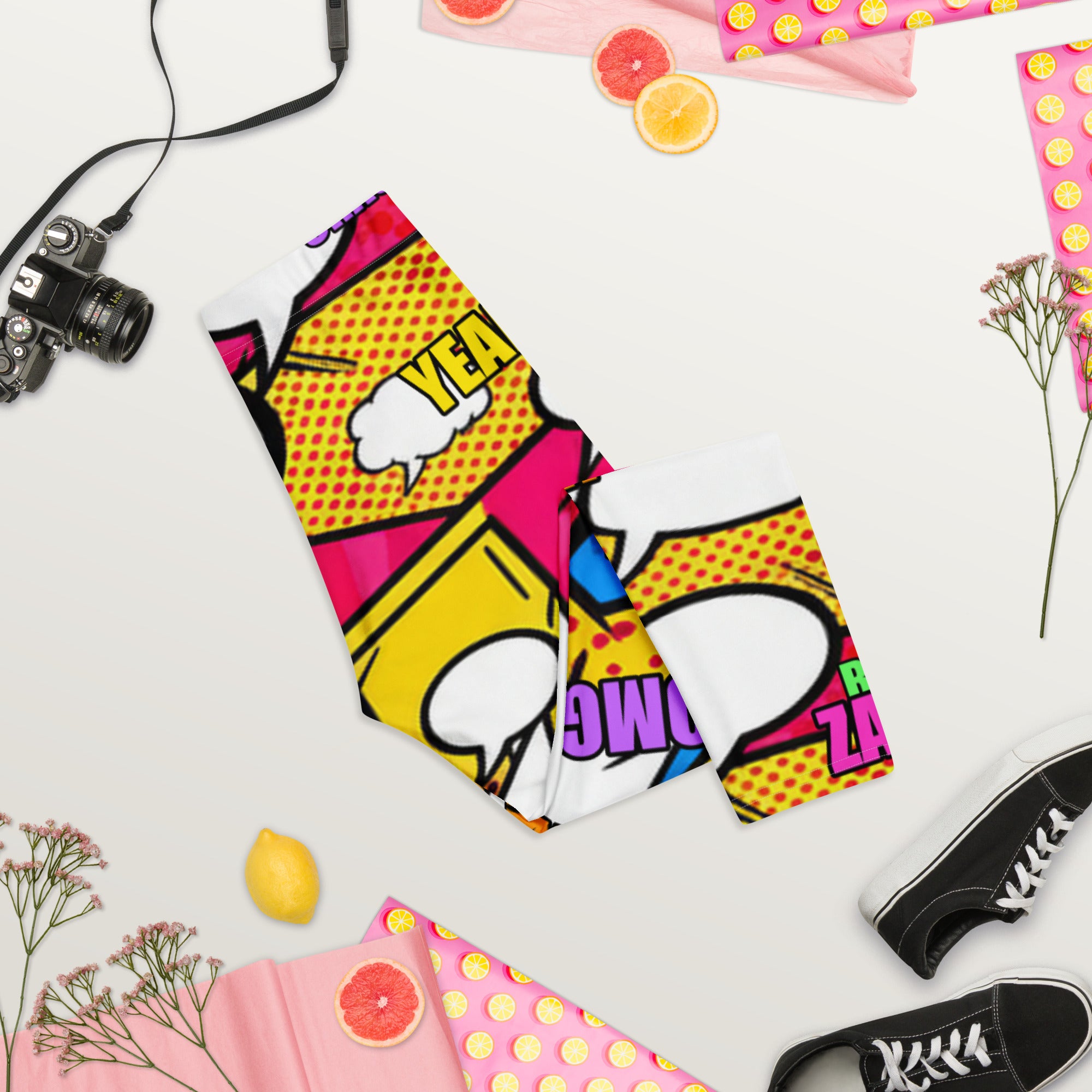 Comic Pop Retro Red Capri Leggings | GearBunch