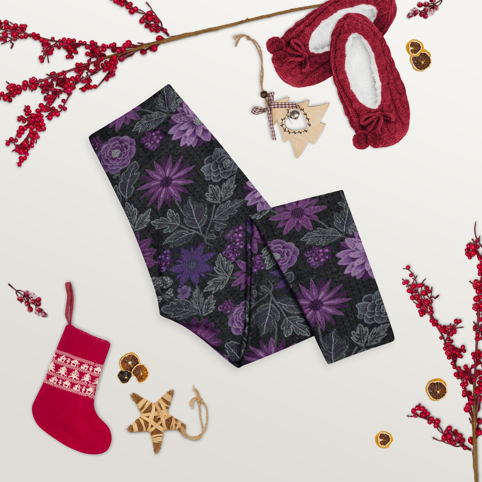 Jewel Orchid Capri Leggings | GearBunch