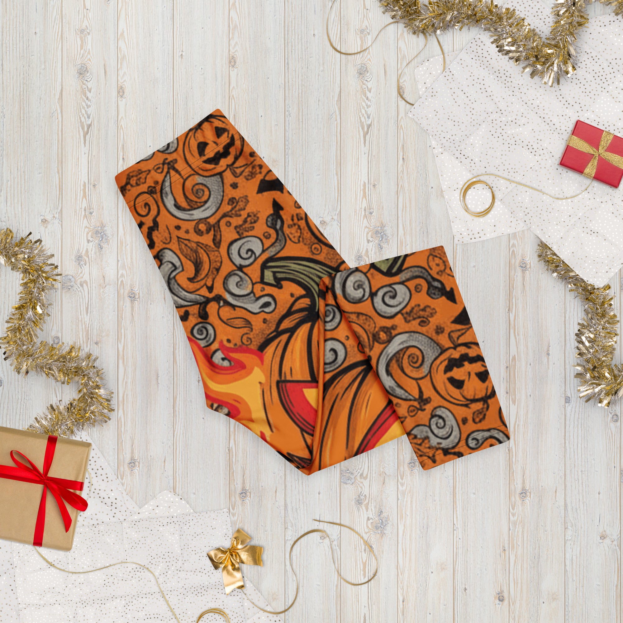 Jack-o-Lantern Glow Capri Leggings | GearBunch