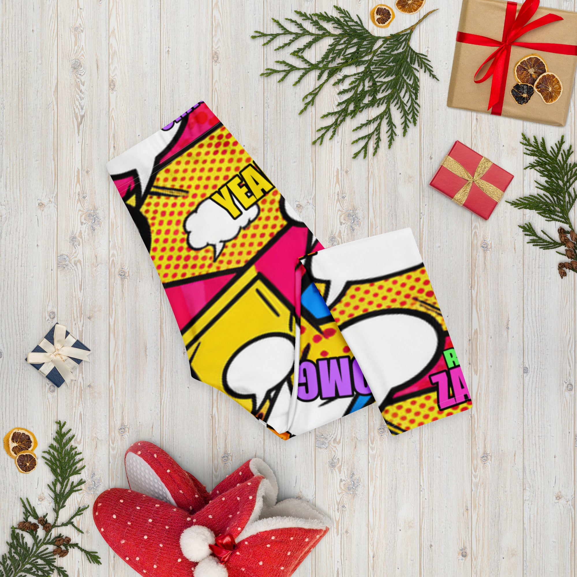 Comic Pop Retro Red Capri Leggings | GearBunch