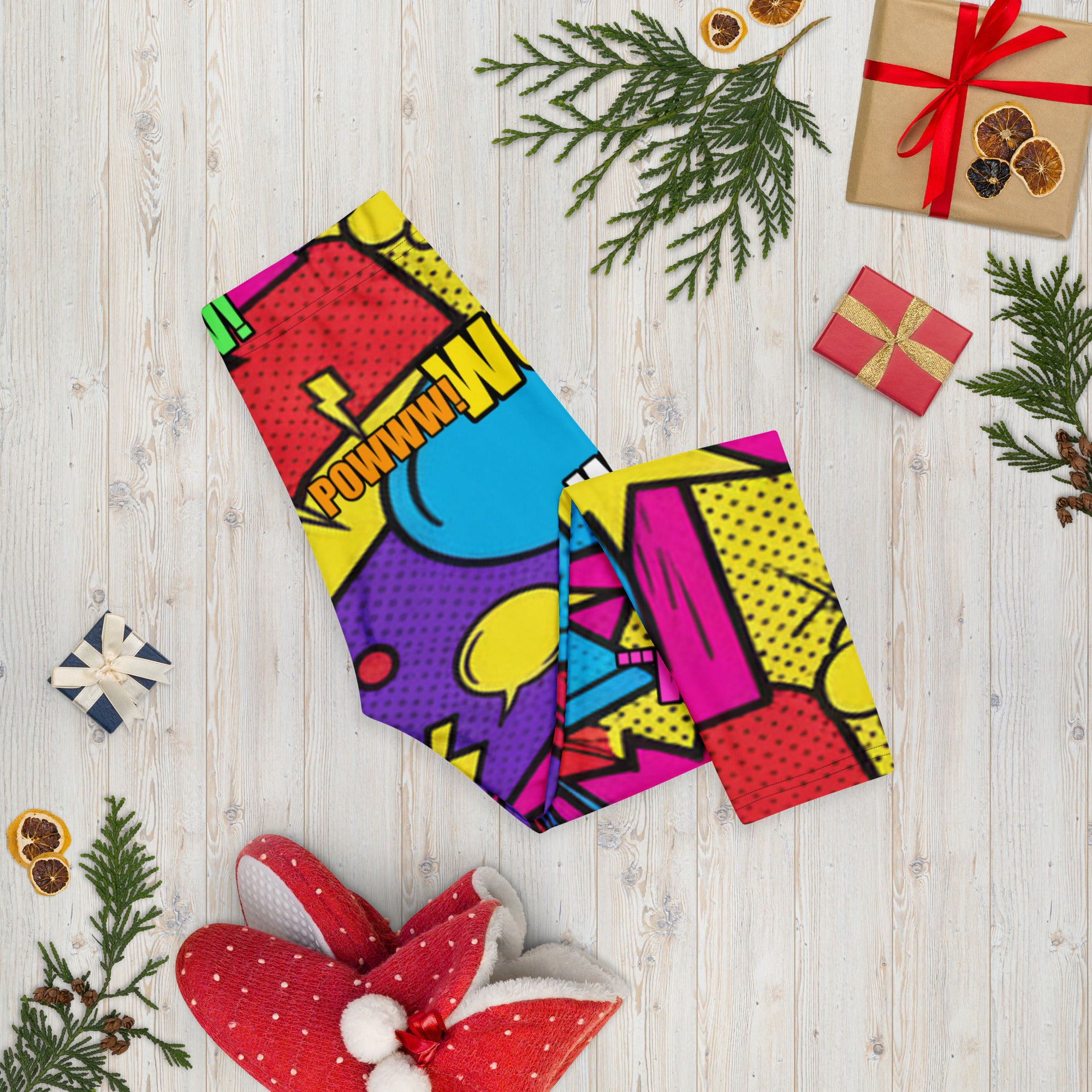 Comic Retro Sunday Capri Leggings | GearBunch