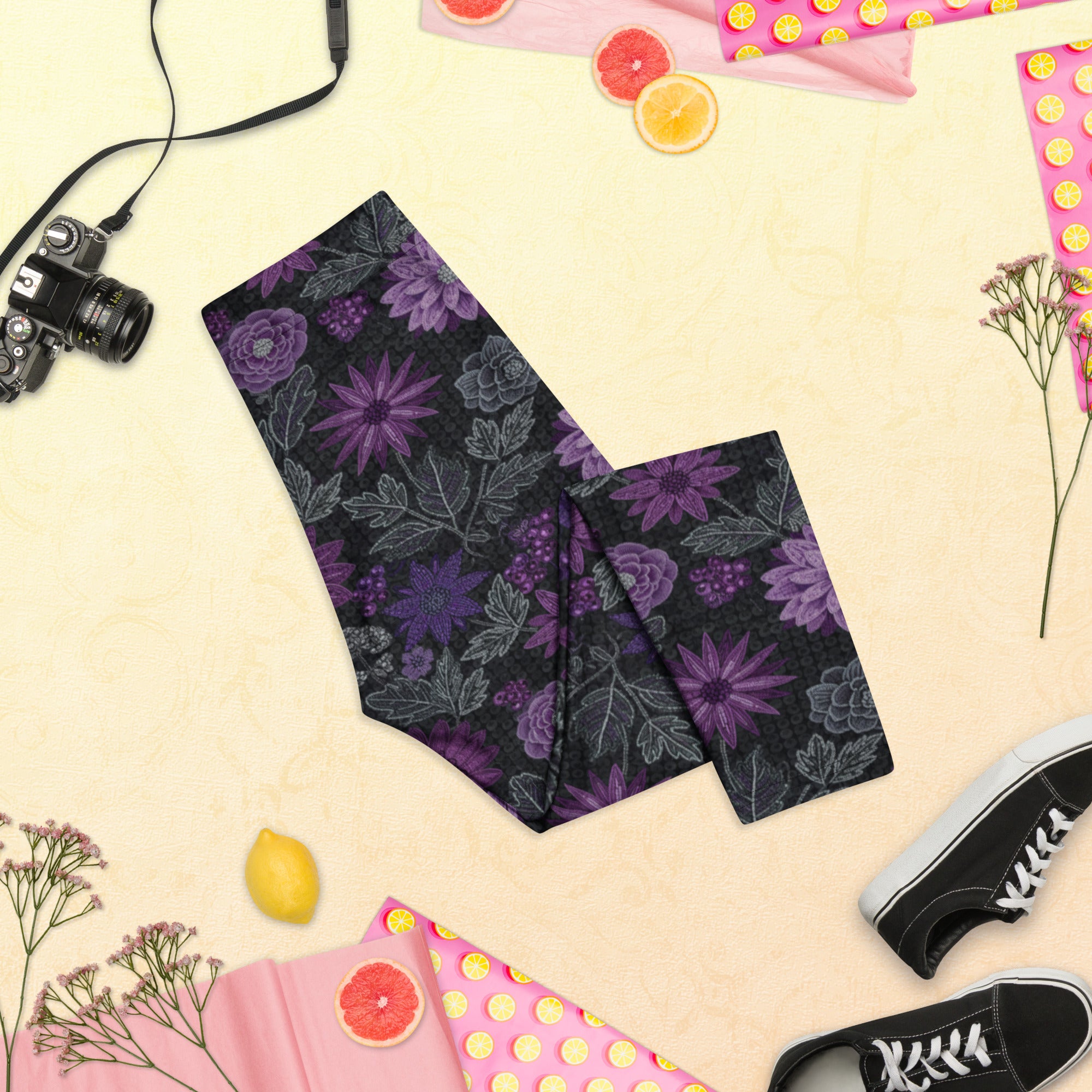 Jewel Orchid Capri Leggings | GearBunch