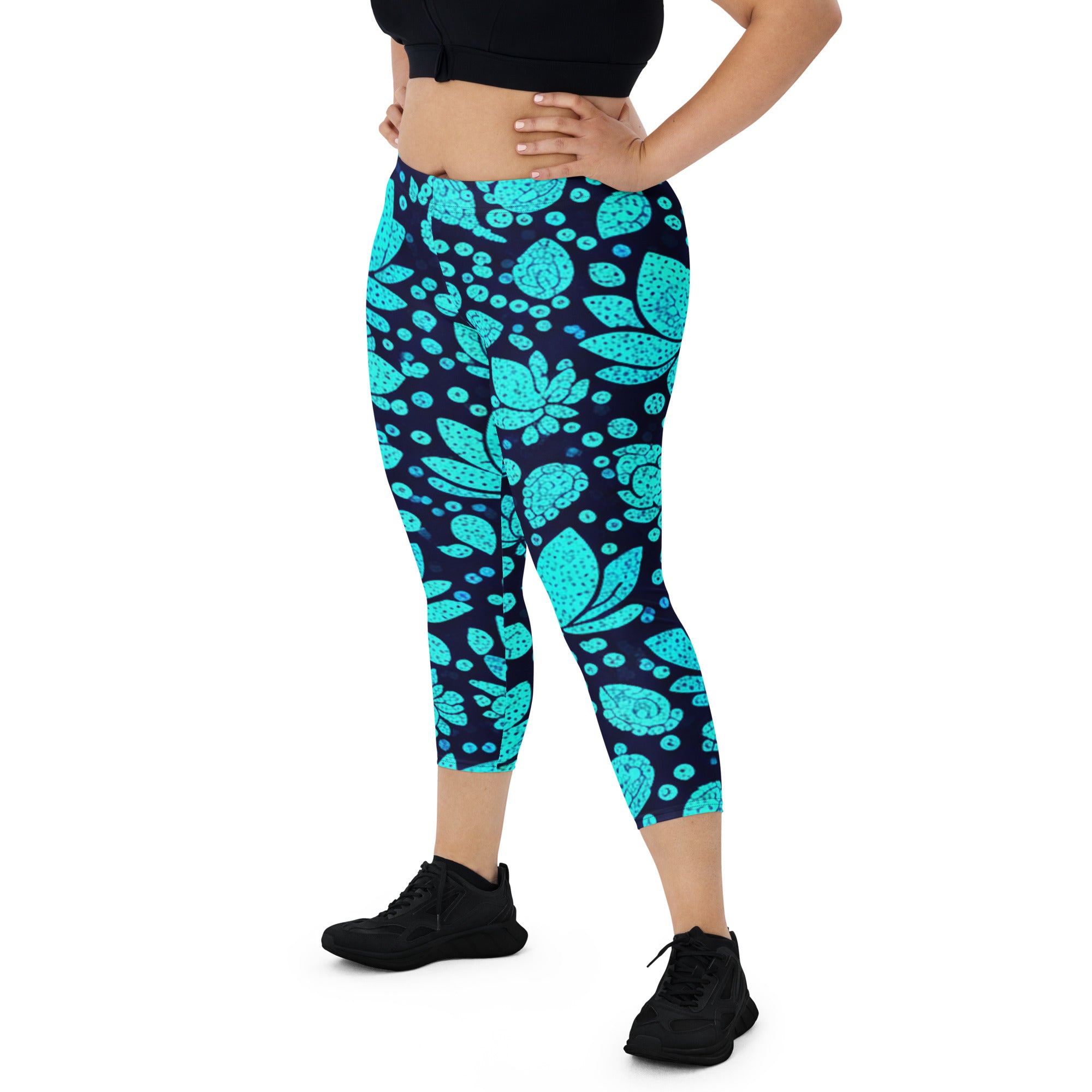 Teal Lotus Capri Leggings | GearBunch