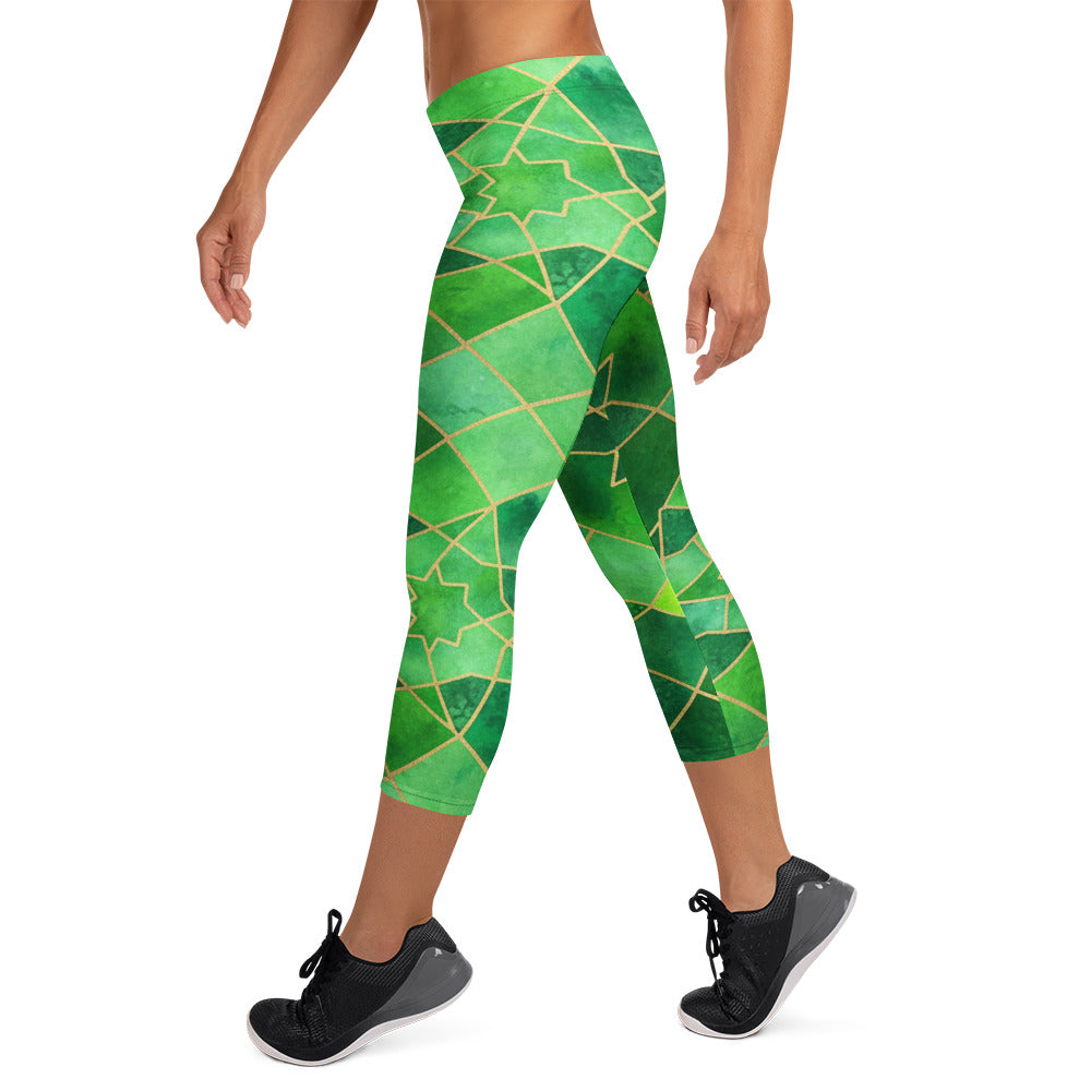 Emerald Jewel Capri Leggings | GearBunch