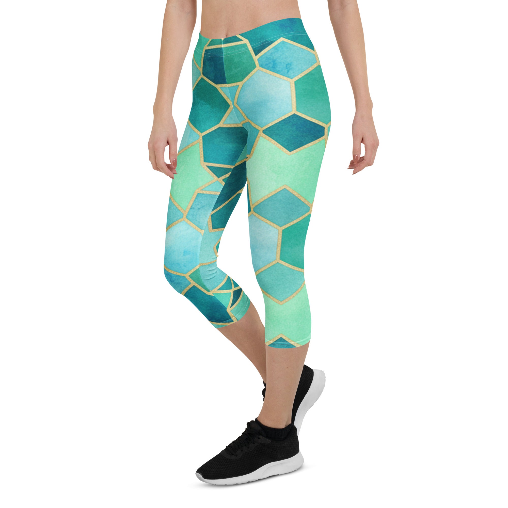 Lagoon Arabic Capri Leggings | GearBunch