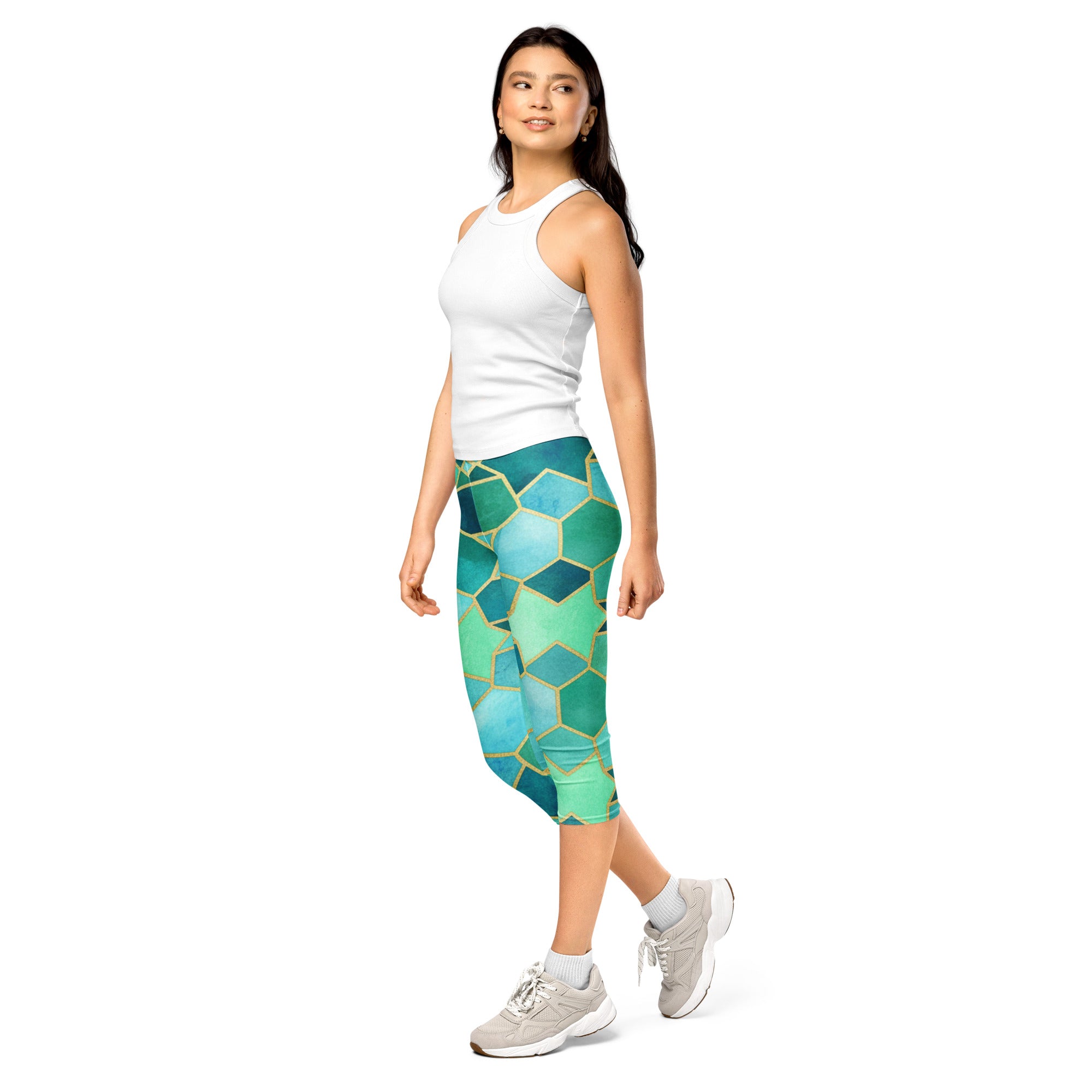 Lagoon Arabic Capri Leggings | GearBunch