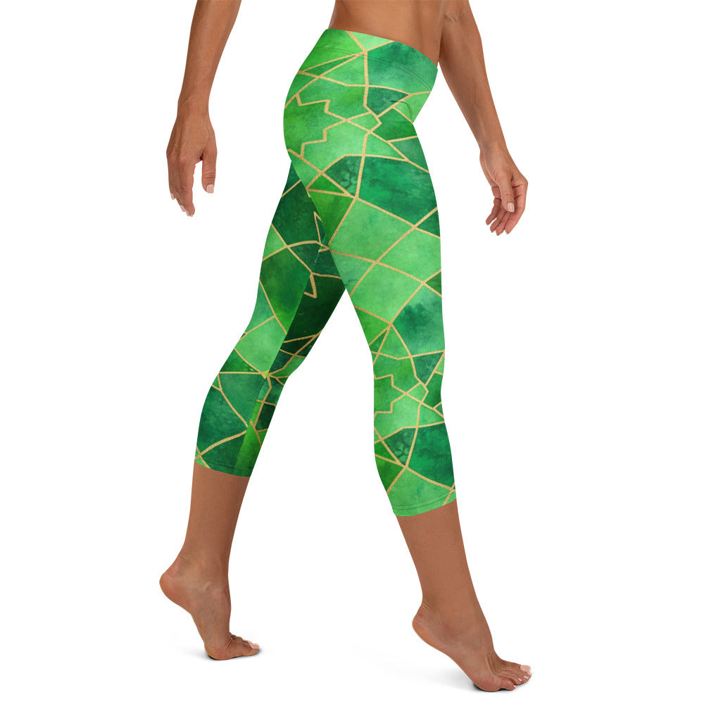 Emerald Jewel Capri Leggings | GearBunch