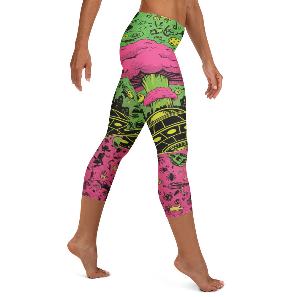 Drive-In Horror Capri Leggings | GearBunch