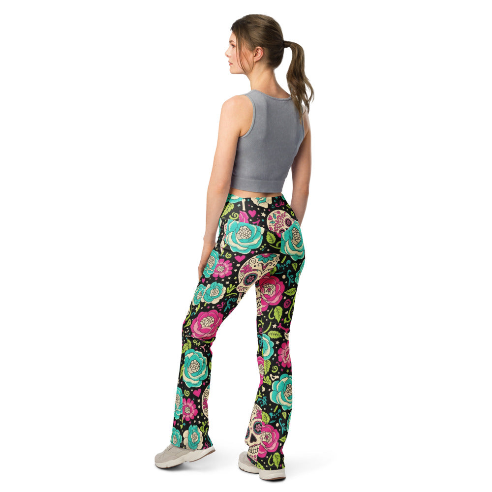 Flare leggings back view | GearBunch