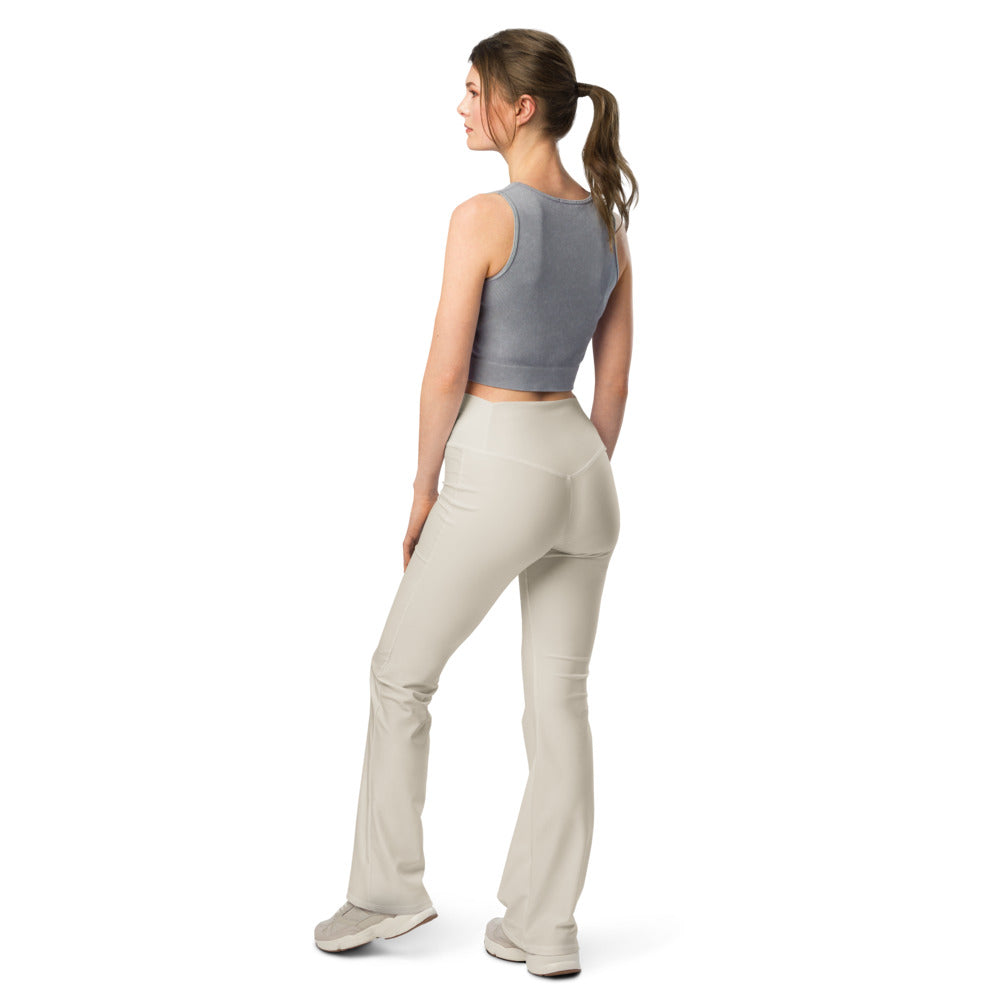 Solid leggings back view | GearBunch