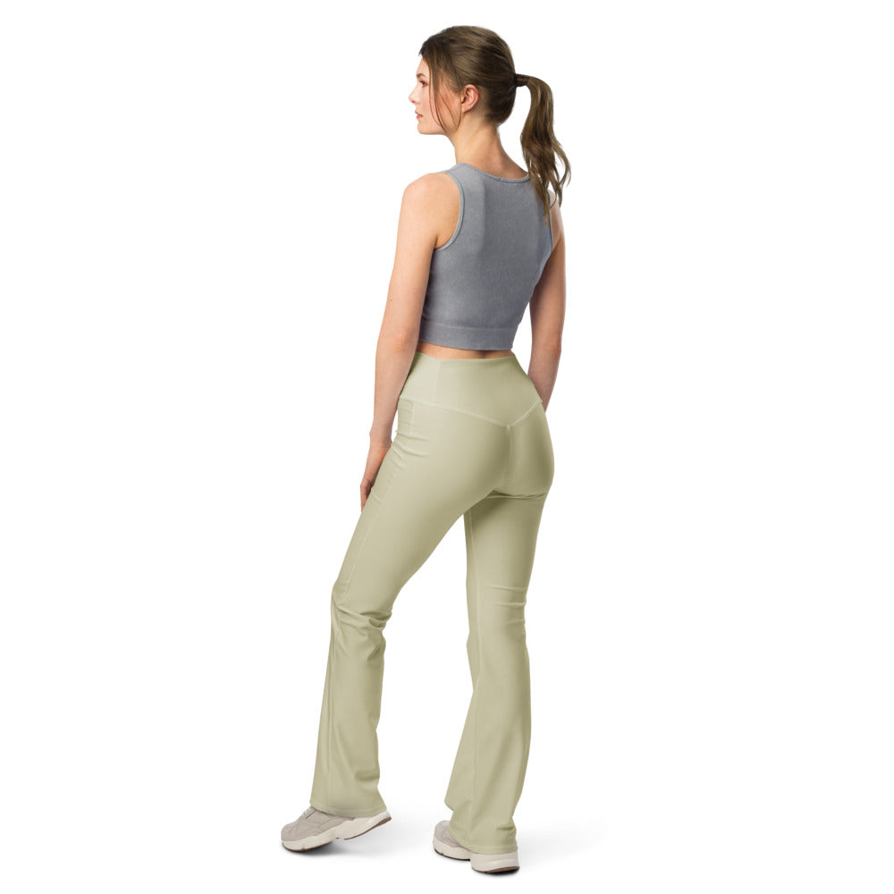 Solid leggings back view | GearBunch