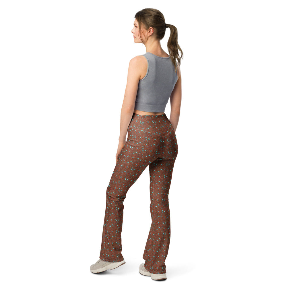 Solid leggings back view | GearBunch