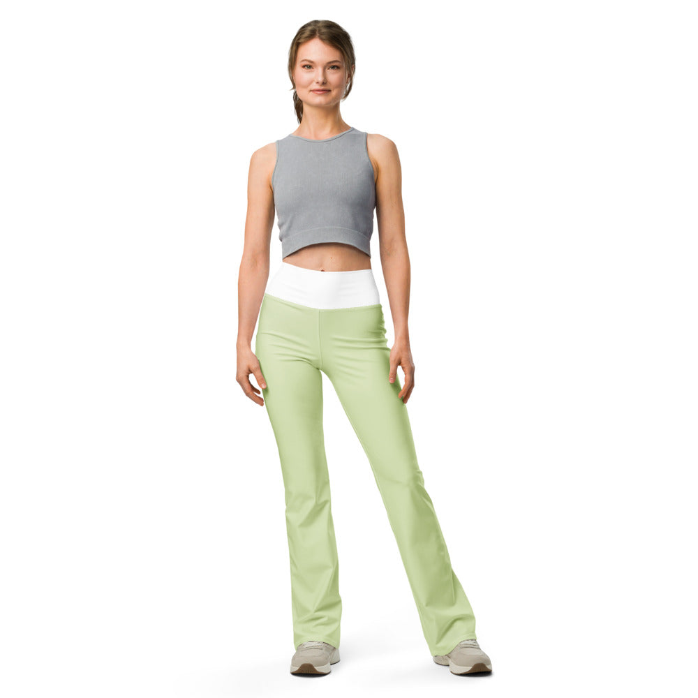 Solid leggings front view | GearBunch