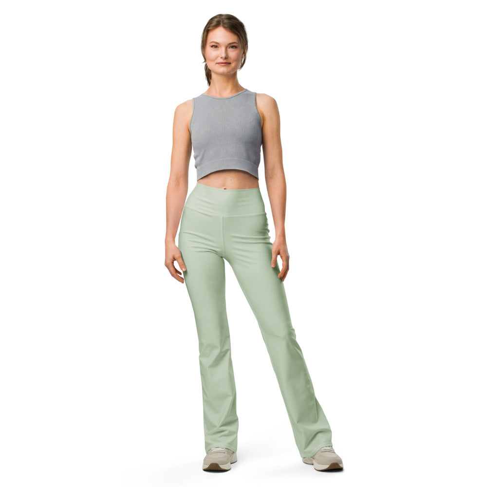 Solid leggings front view | GearBunch