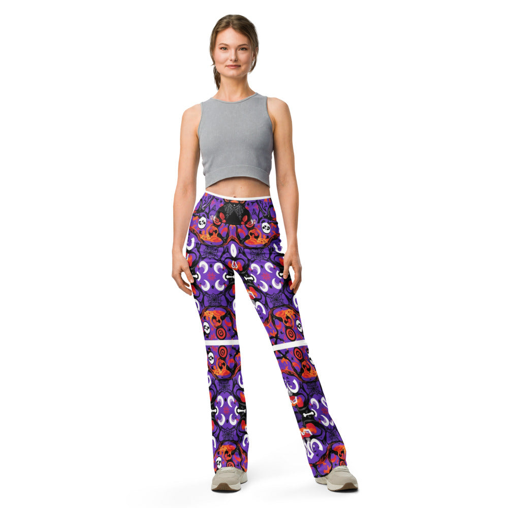 Flare leggings front view | GearBunch