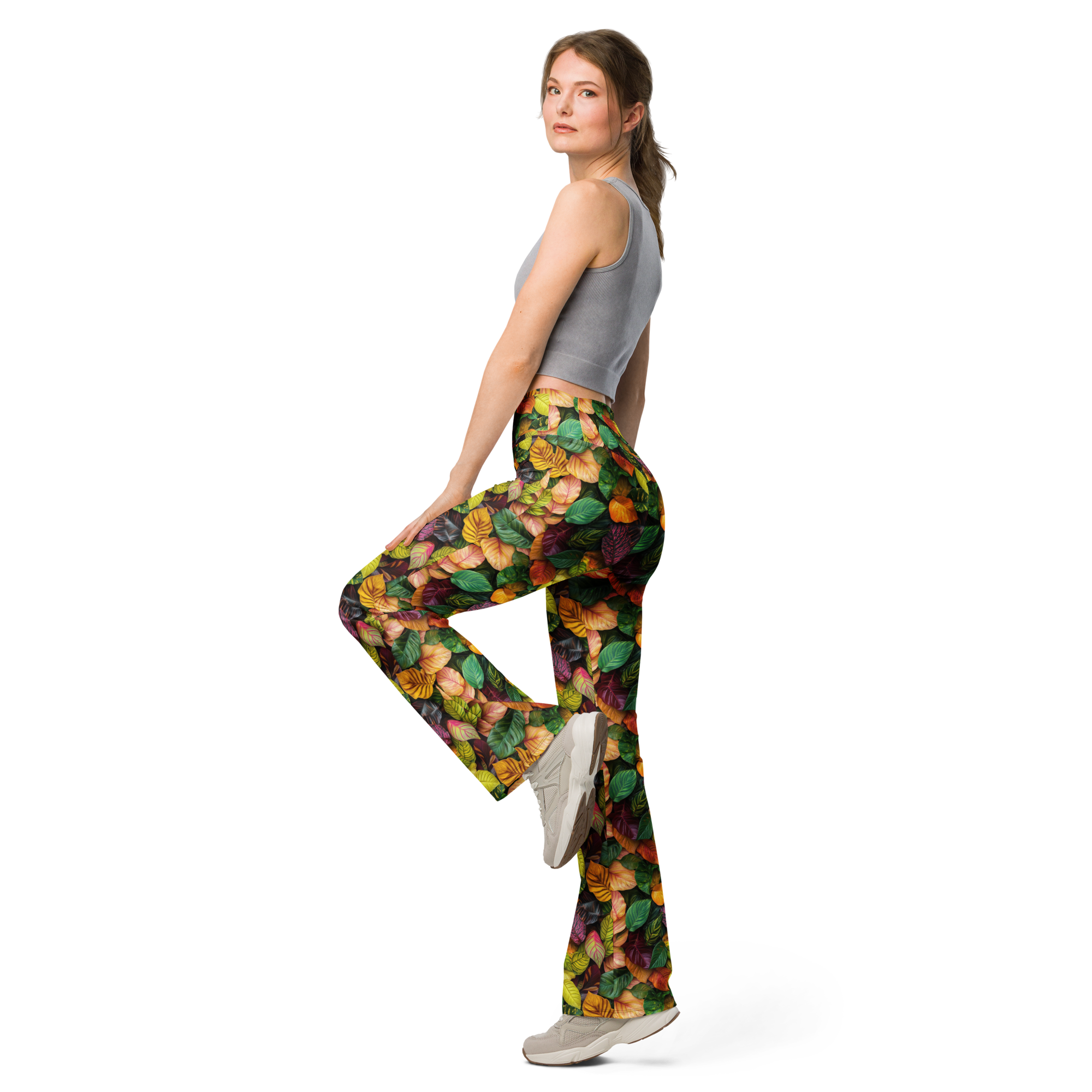 Women's jungle leaf printed leggings front view