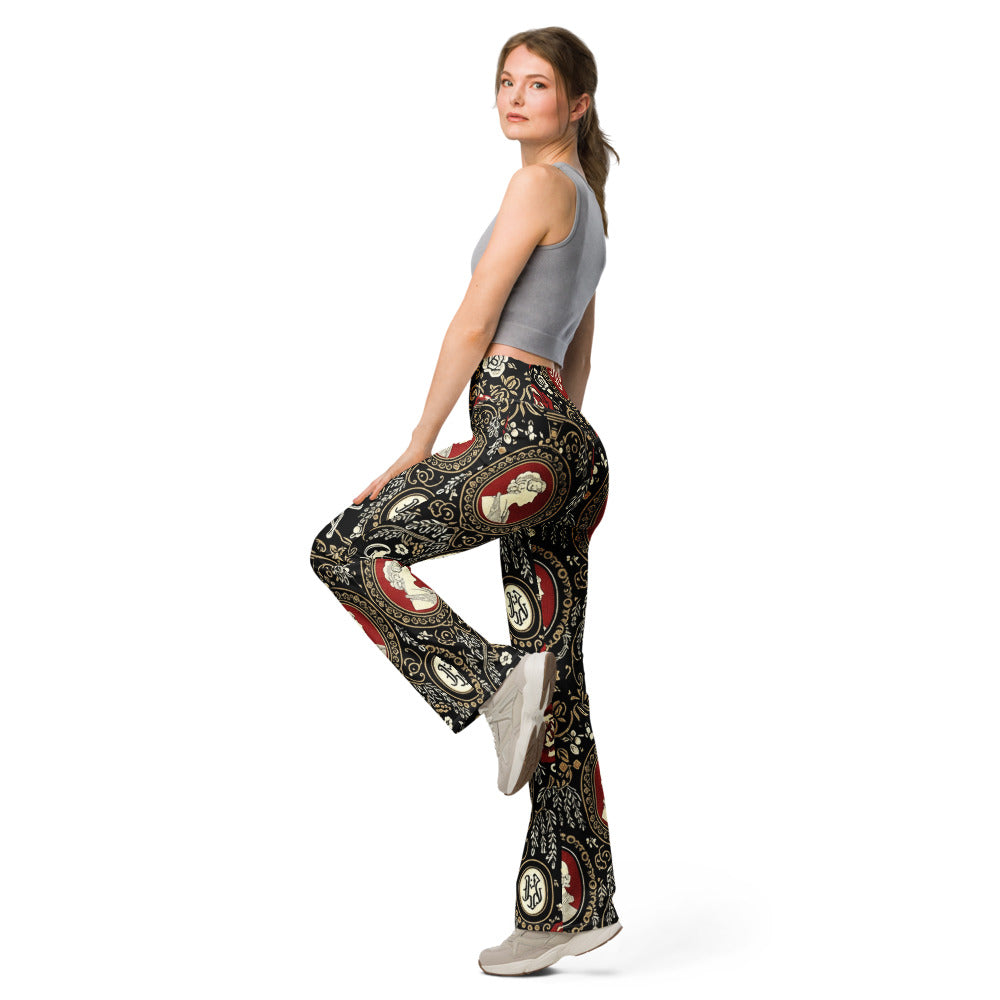 Flare leggings left view | GearBunch