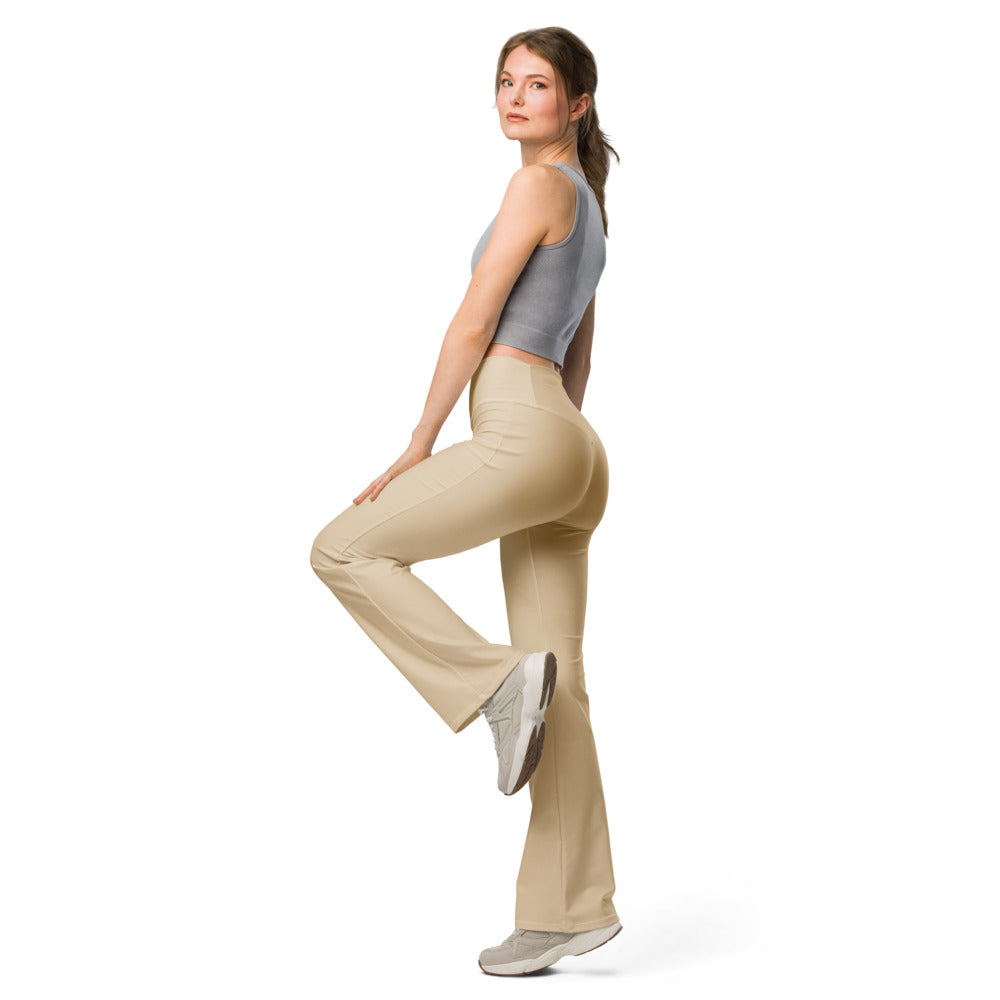 Solid leggings left view | GearBunch