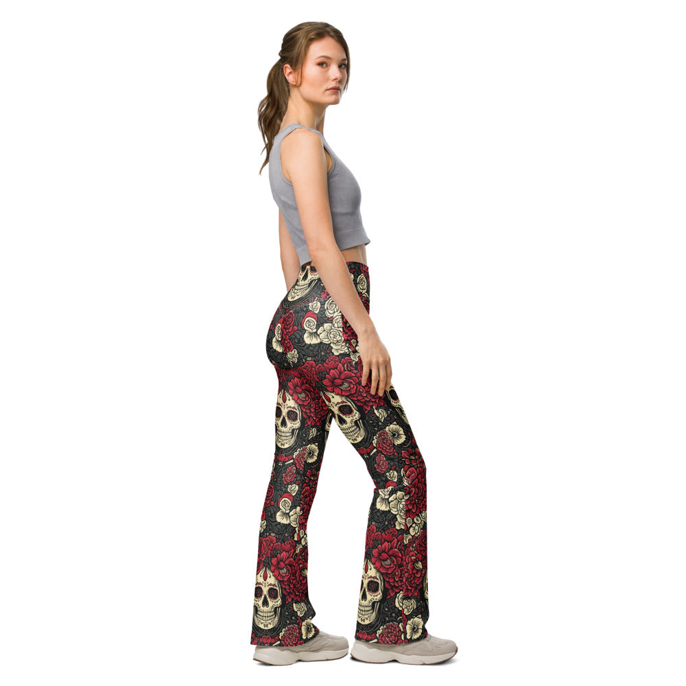 Flare leggings right view | GearBunch