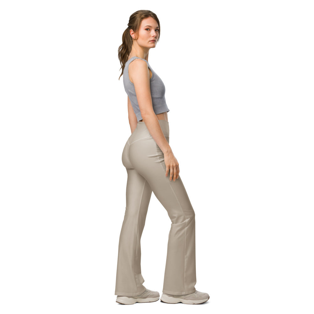 Solid leggings right view | GearBunch