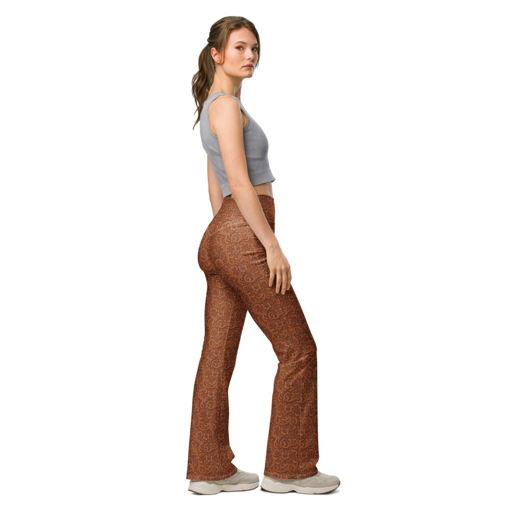 Solid leggings right view | GearBunch