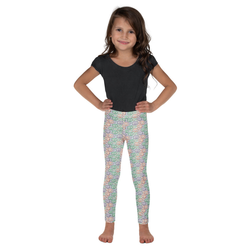 Solid leggings front view | GearBunch