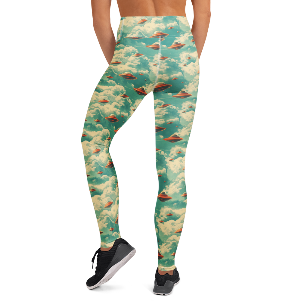 Flying Saucer Yoga Pants | GearBunch
