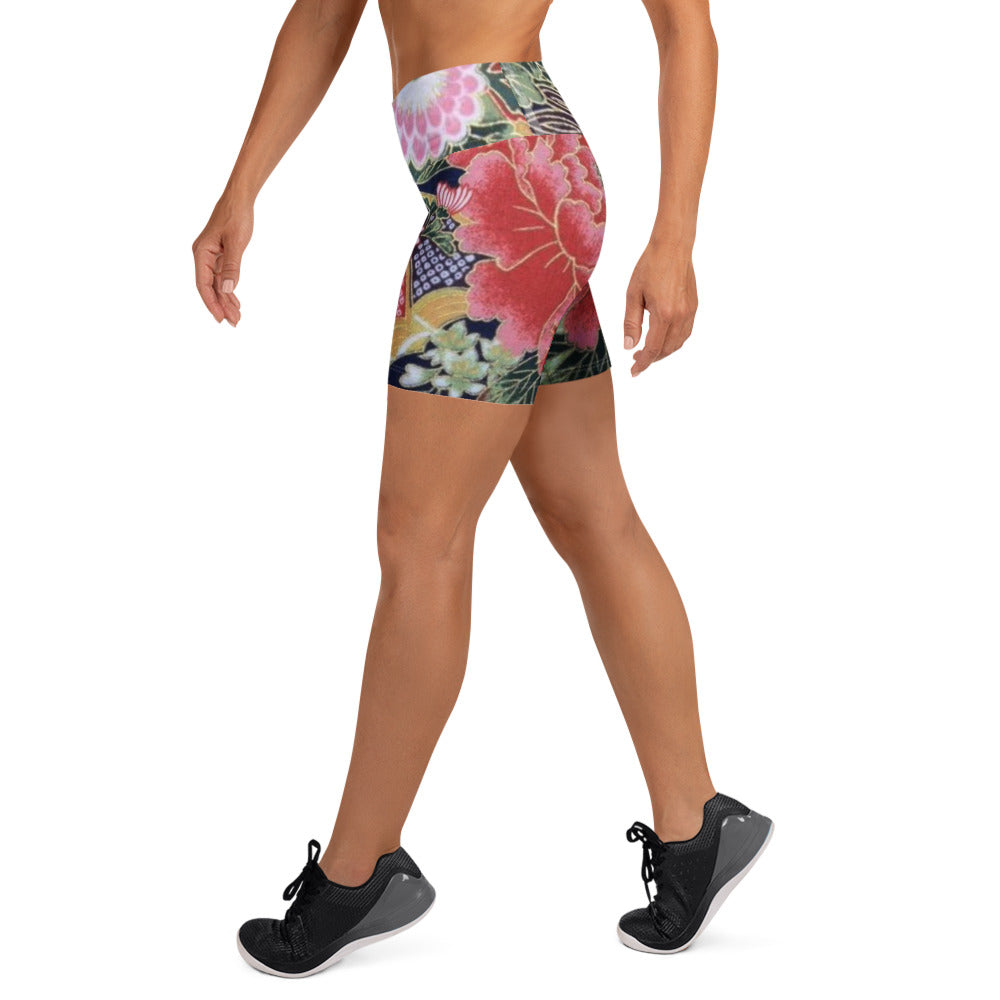 Yoga Shorts left view | GearBunch