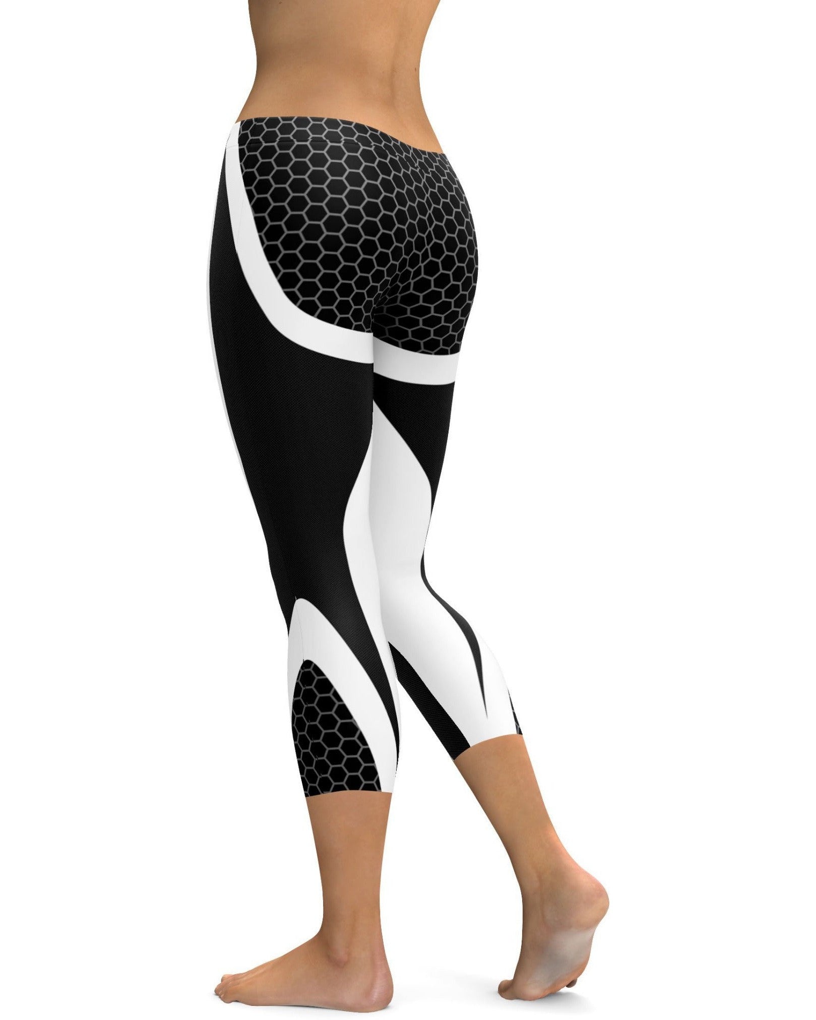 Black & White Honeycomb Carbon Capris | GearBunch