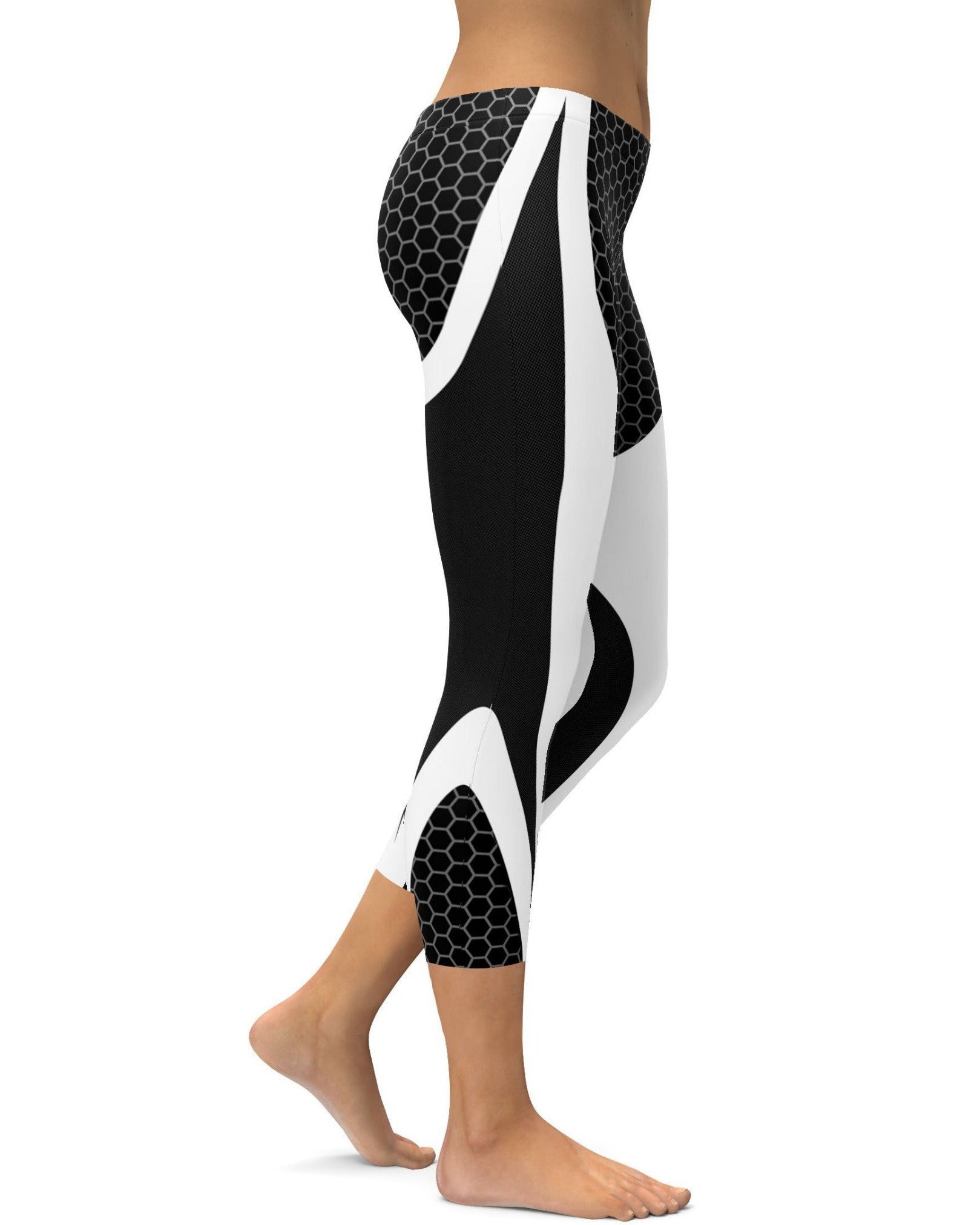 GearBunch | Black & White Honeycomb Carbon Capris