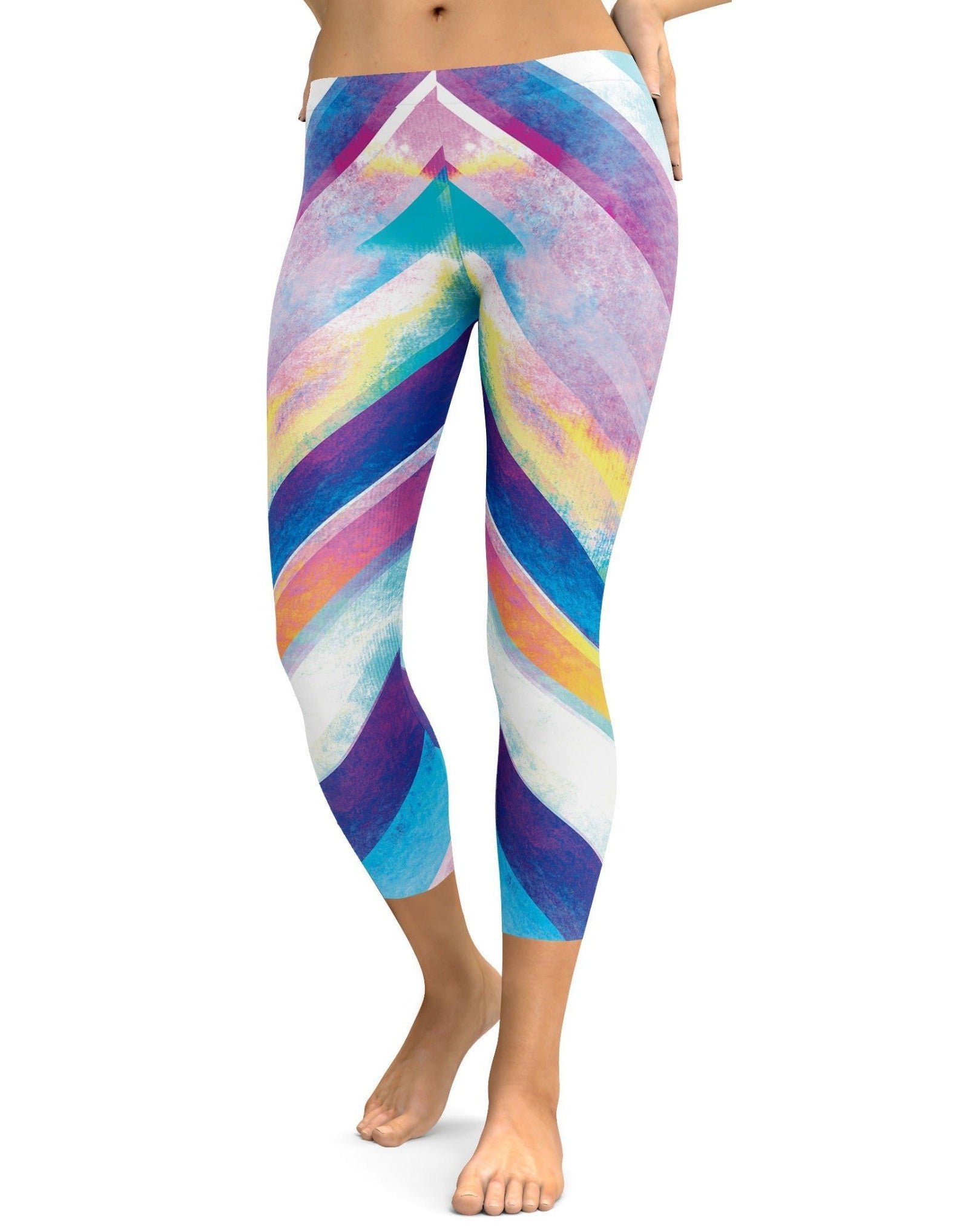 Zigzag Striped Capris - Gearbunch Leggings