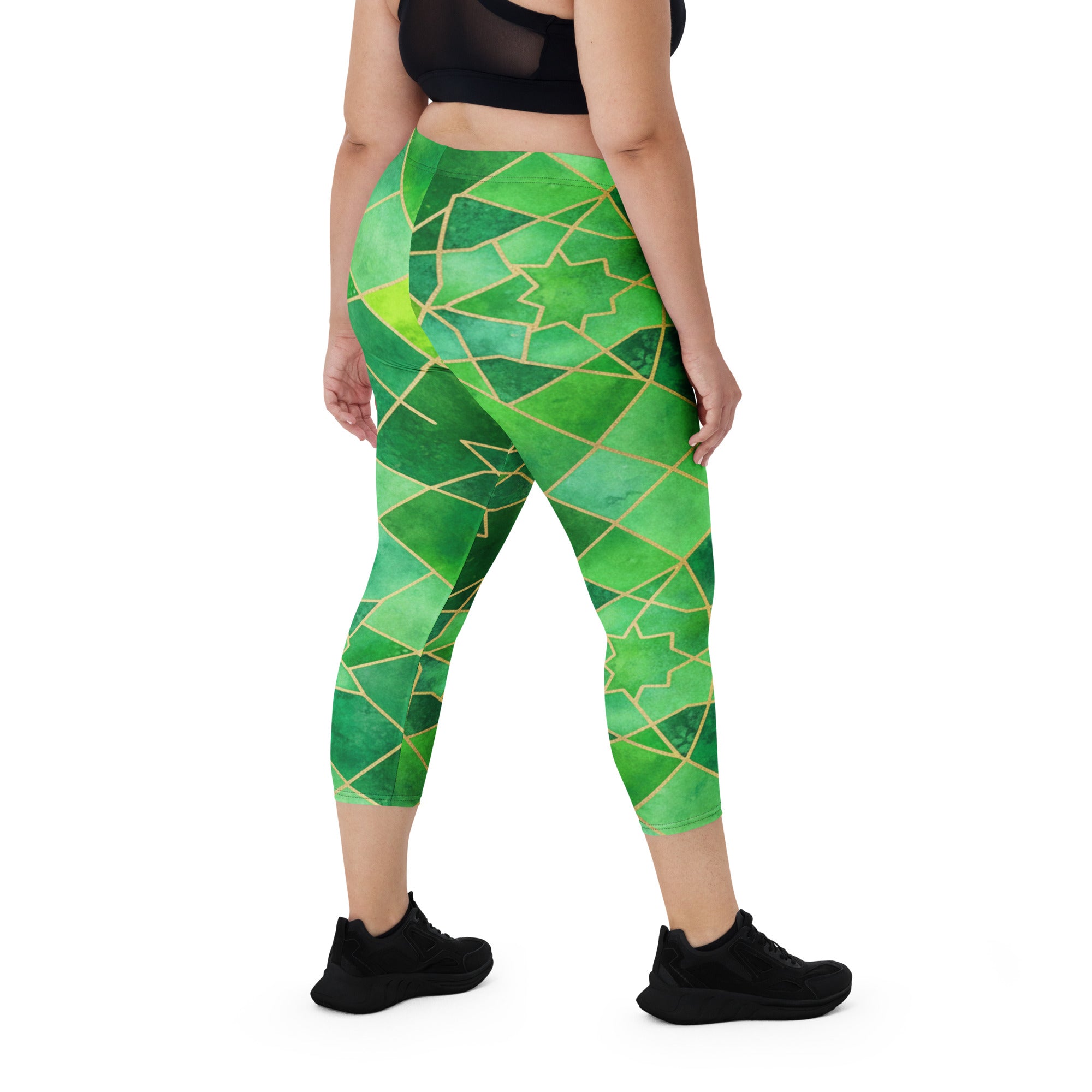 Emerald Jewel Capri Leggings | GearBunch