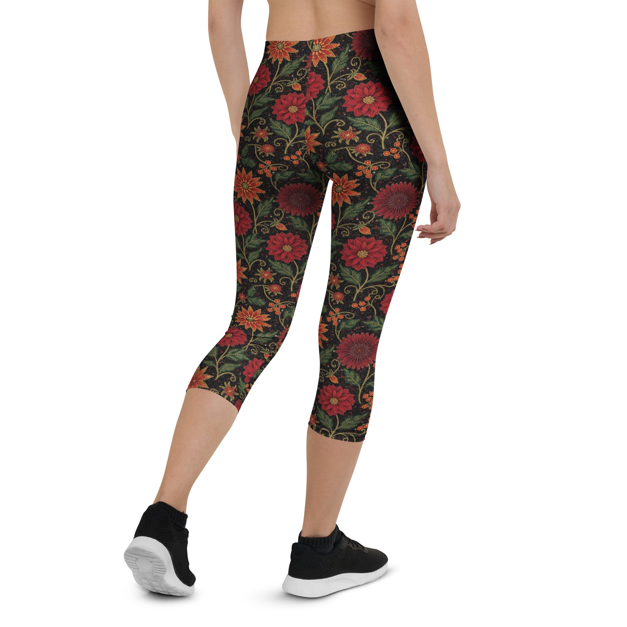 Crimson Fantasy Capri Leggings | GearBunch