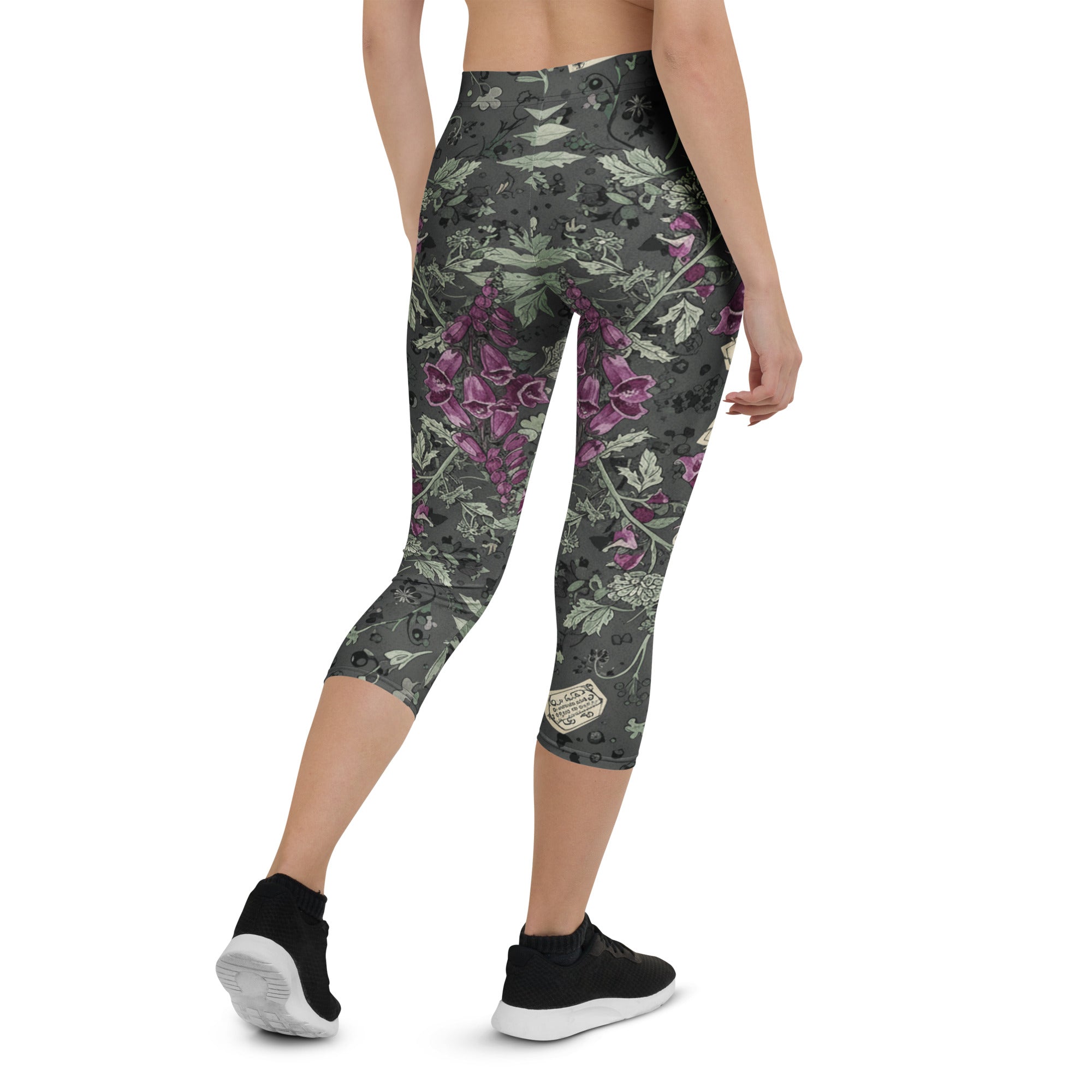 Hemlock Goth Capri Leggings | GearBunch