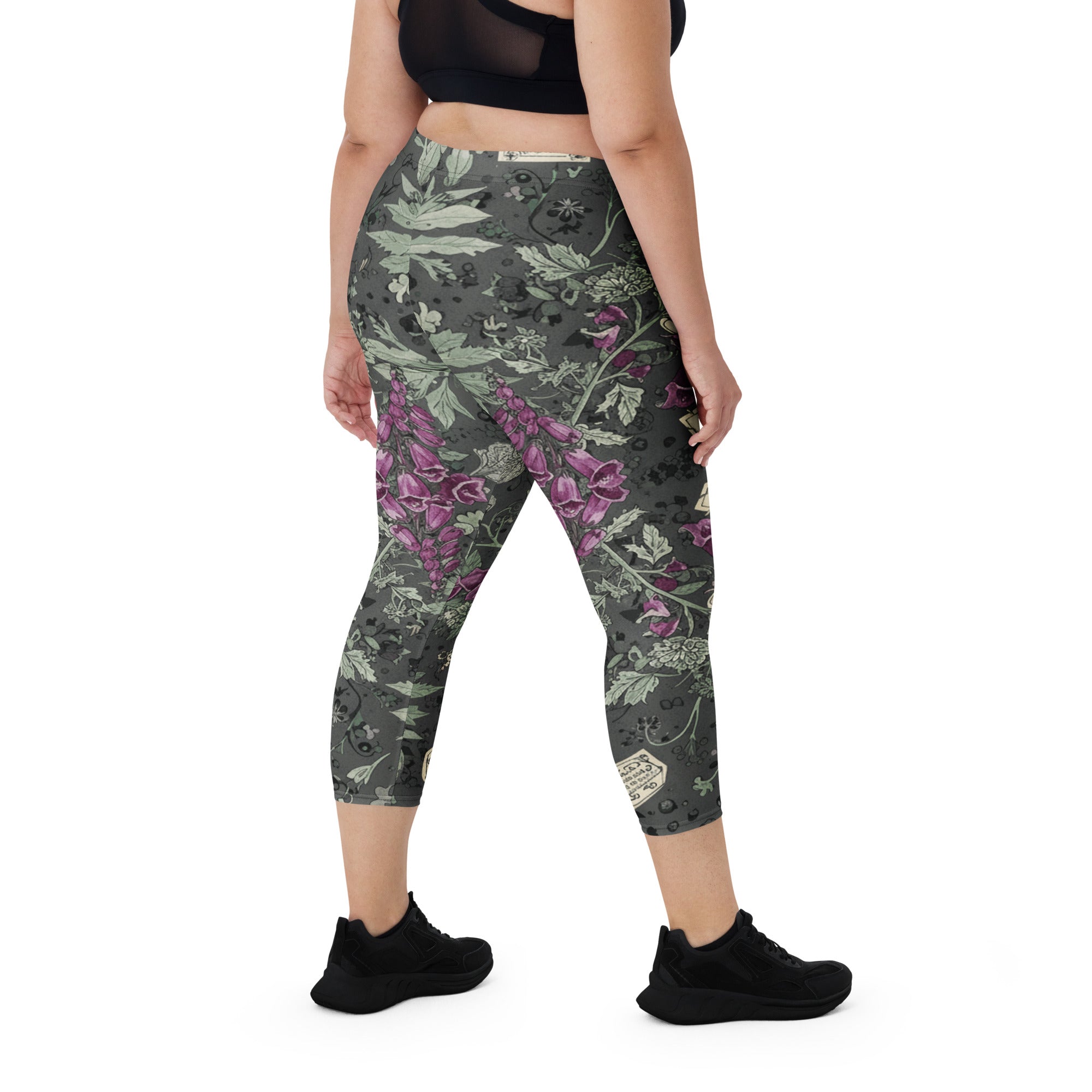 Hemlock Goth Capri Leggings | GearBunch
