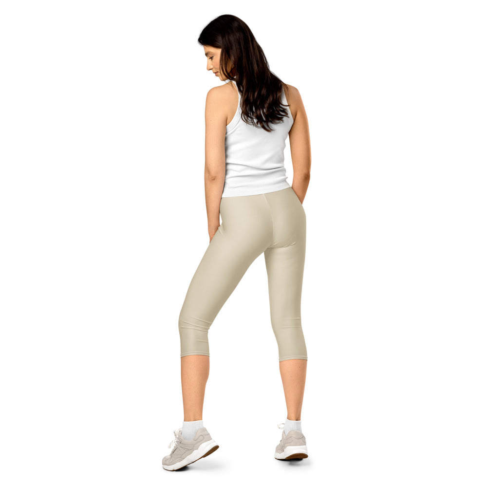 Solid leggings back view | GearBunch
