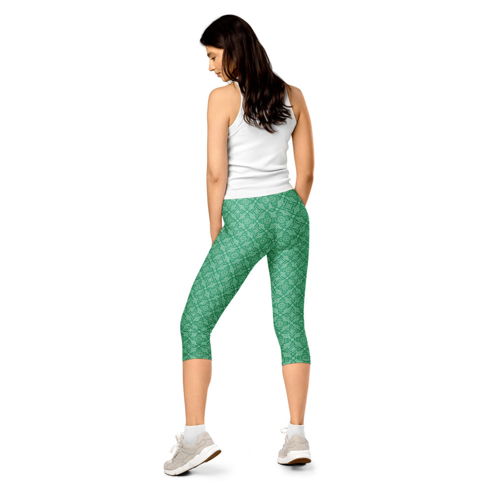 Solid leggings back view | GearBunch