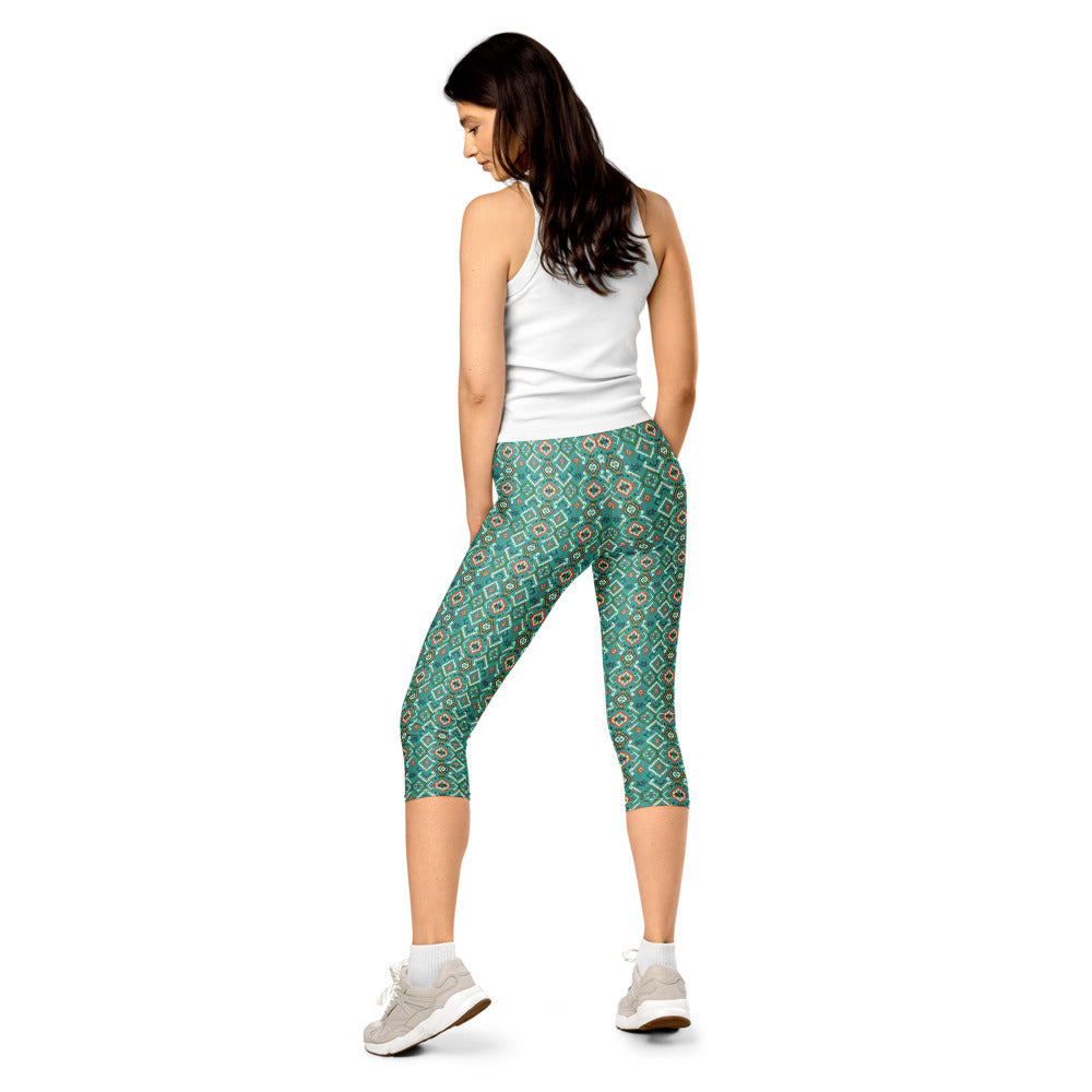 Solid leggings back view | GearBunch