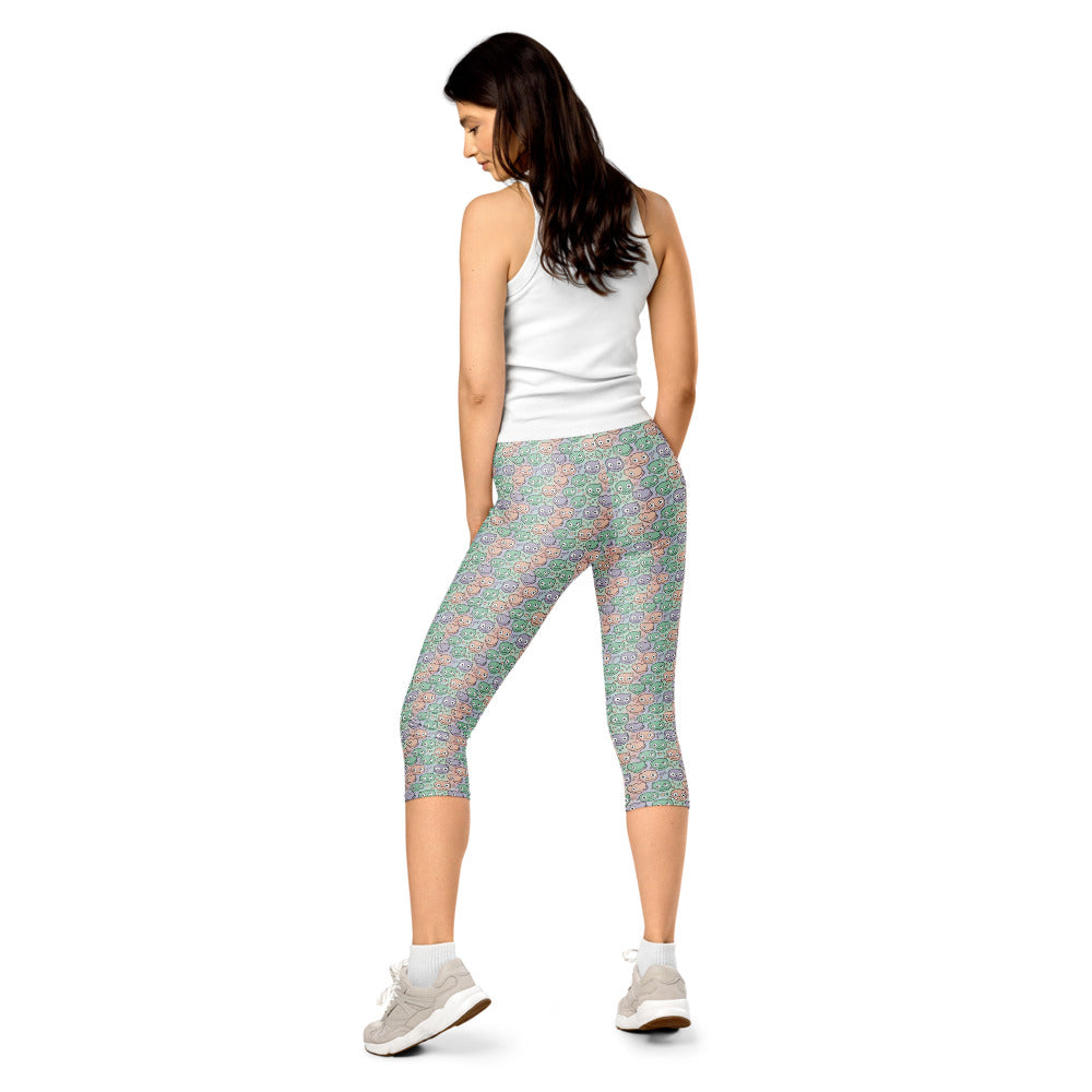 Solid leggings back view | GearBunch