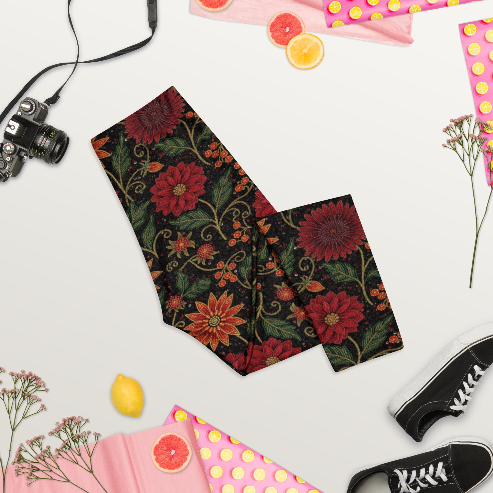 Crimson Fantasy Capri Leggings | GearBunch