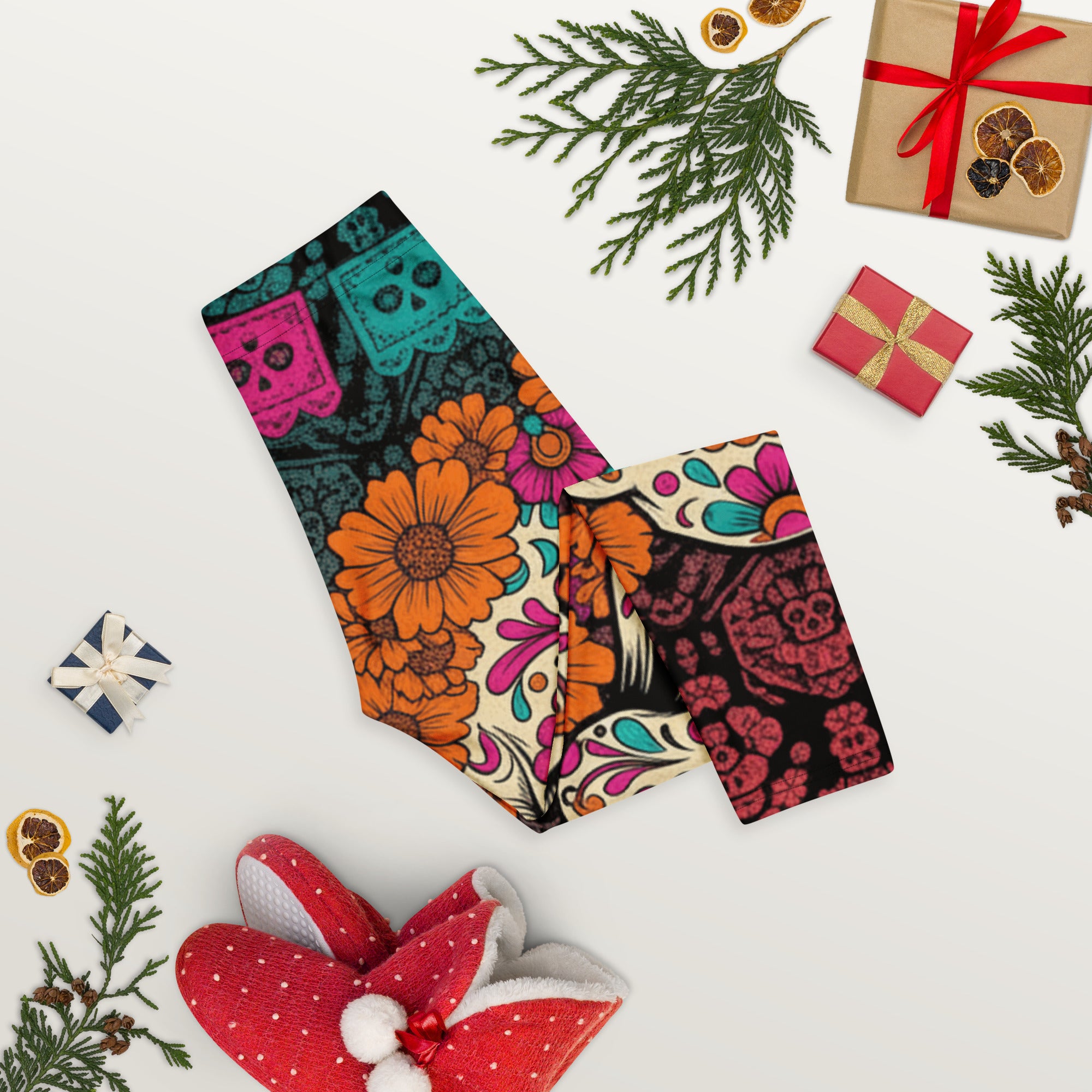 Día de los Muertos Marigold Capri Leggings | GearBunch