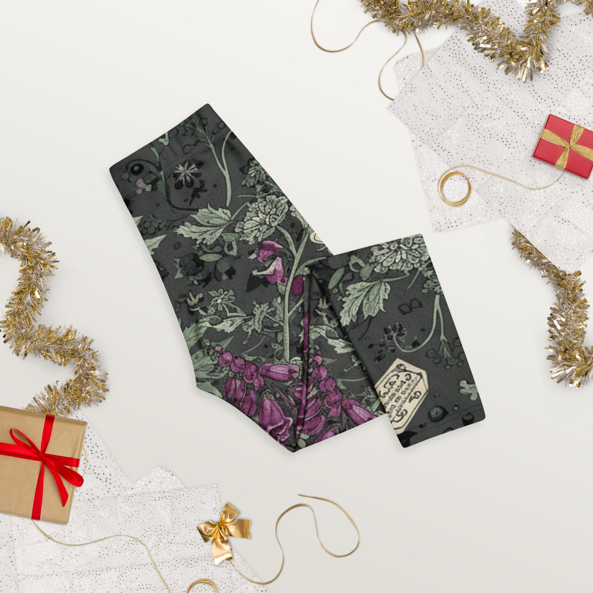 Hemlock Goth Capri Leggings | GearBunch