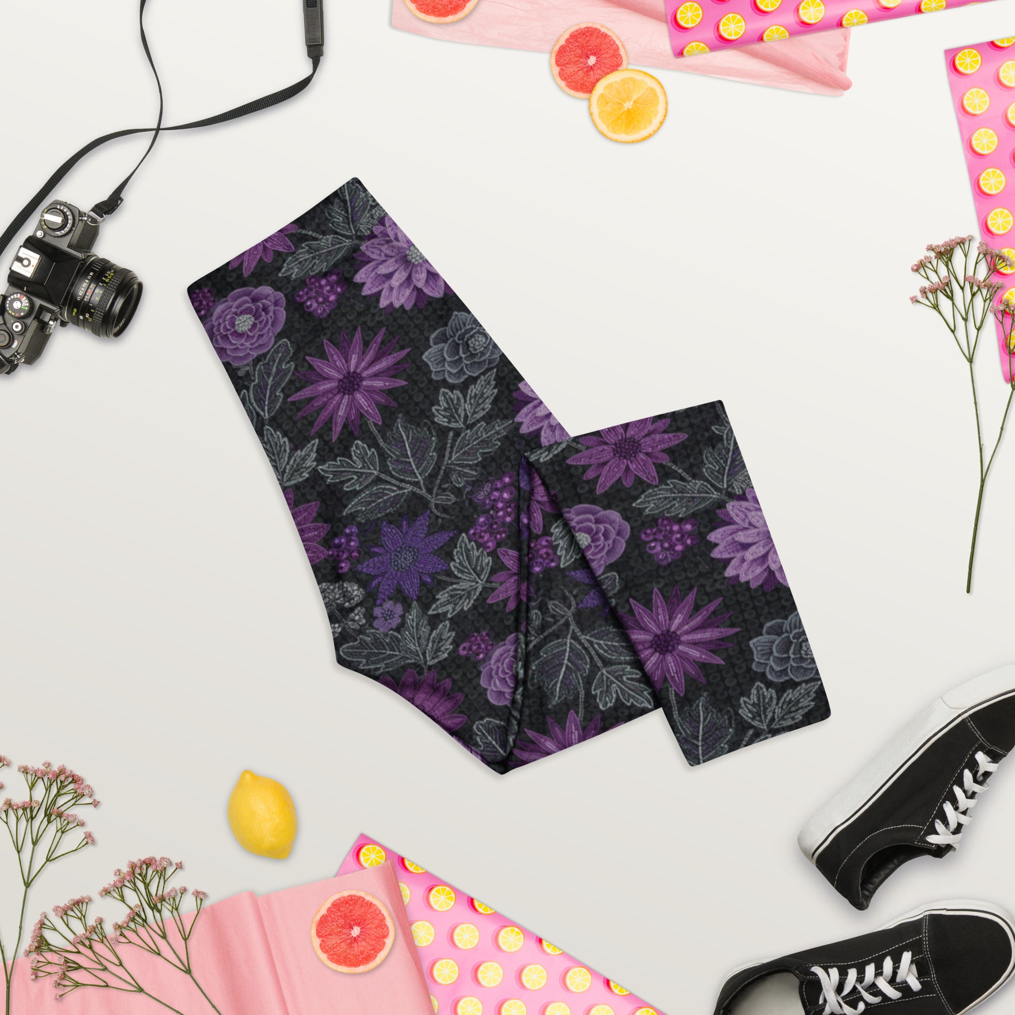 Jewel Orchid Capri Leggings | GearBunch