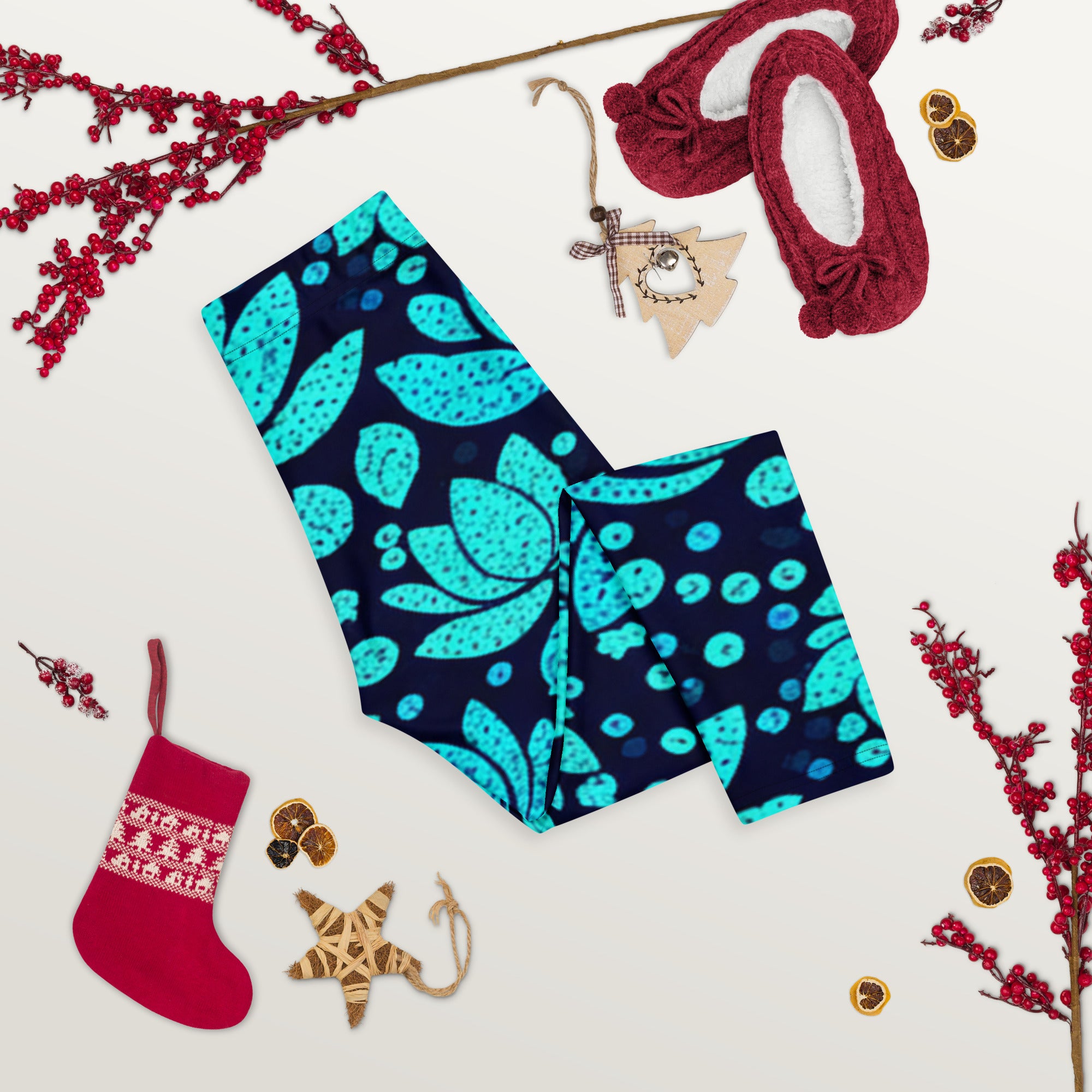 Teal Lotus Capri Leggings | GearBunch