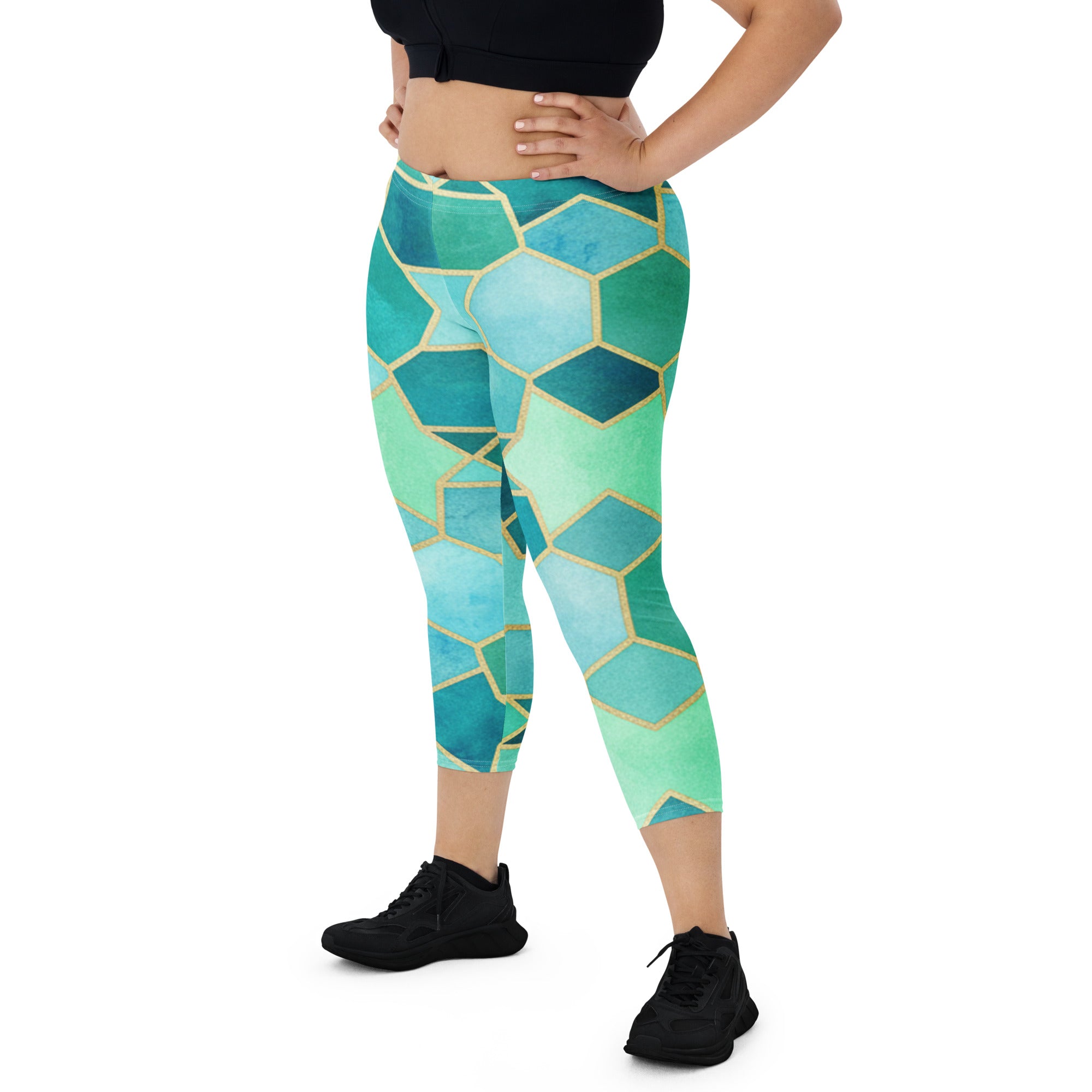 Lagoon Arabic Capri Leggings | GearBunch