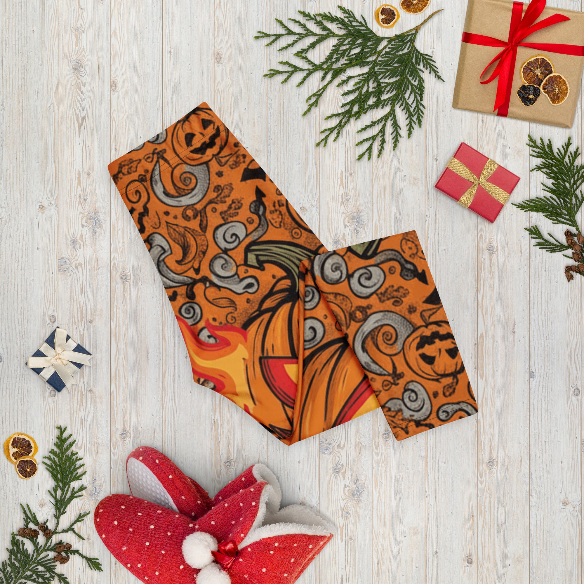Jack-o-Lantern Glow Capri Leggings | GearBunch