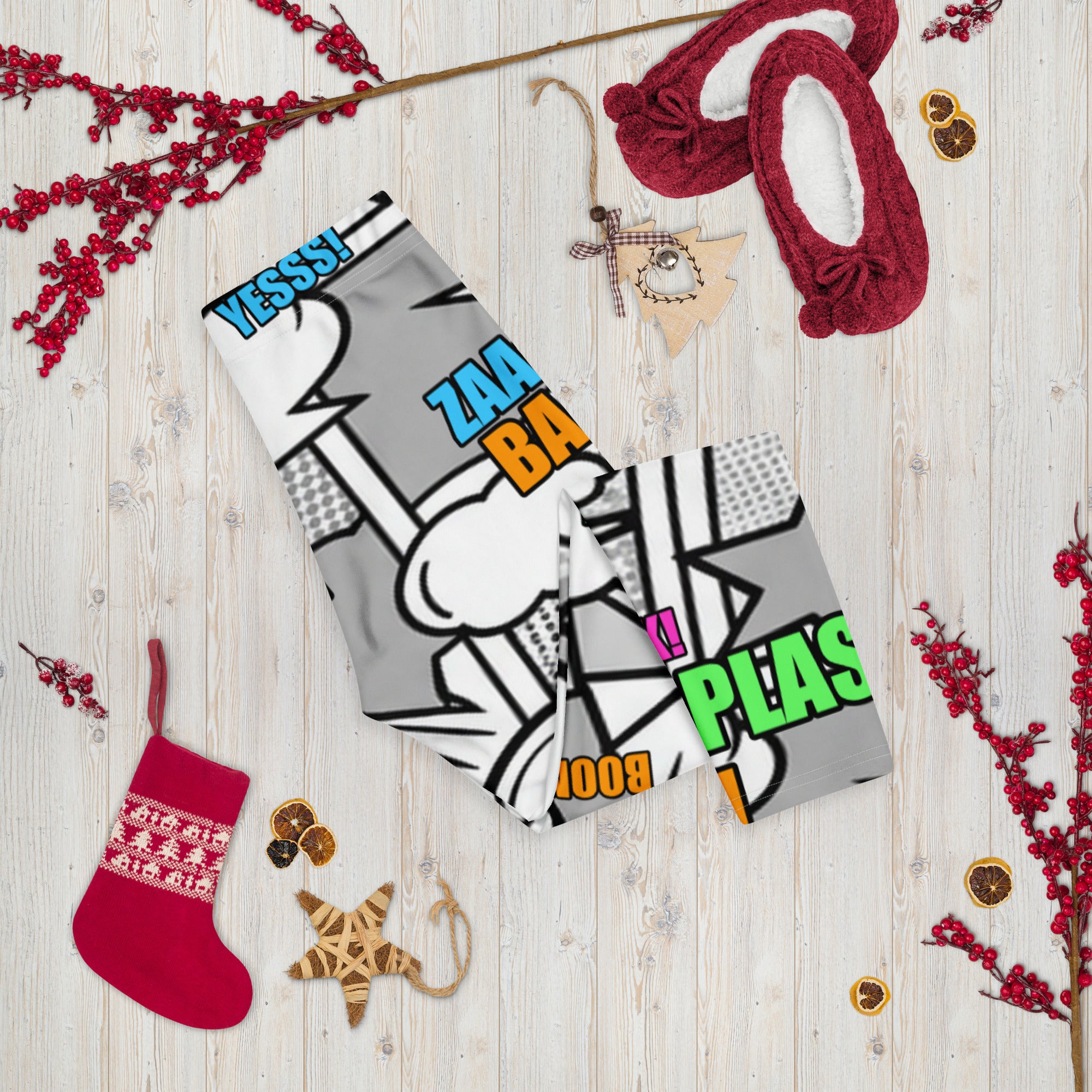 Comic Pop Monochrome Capri Leggings | GearBunch