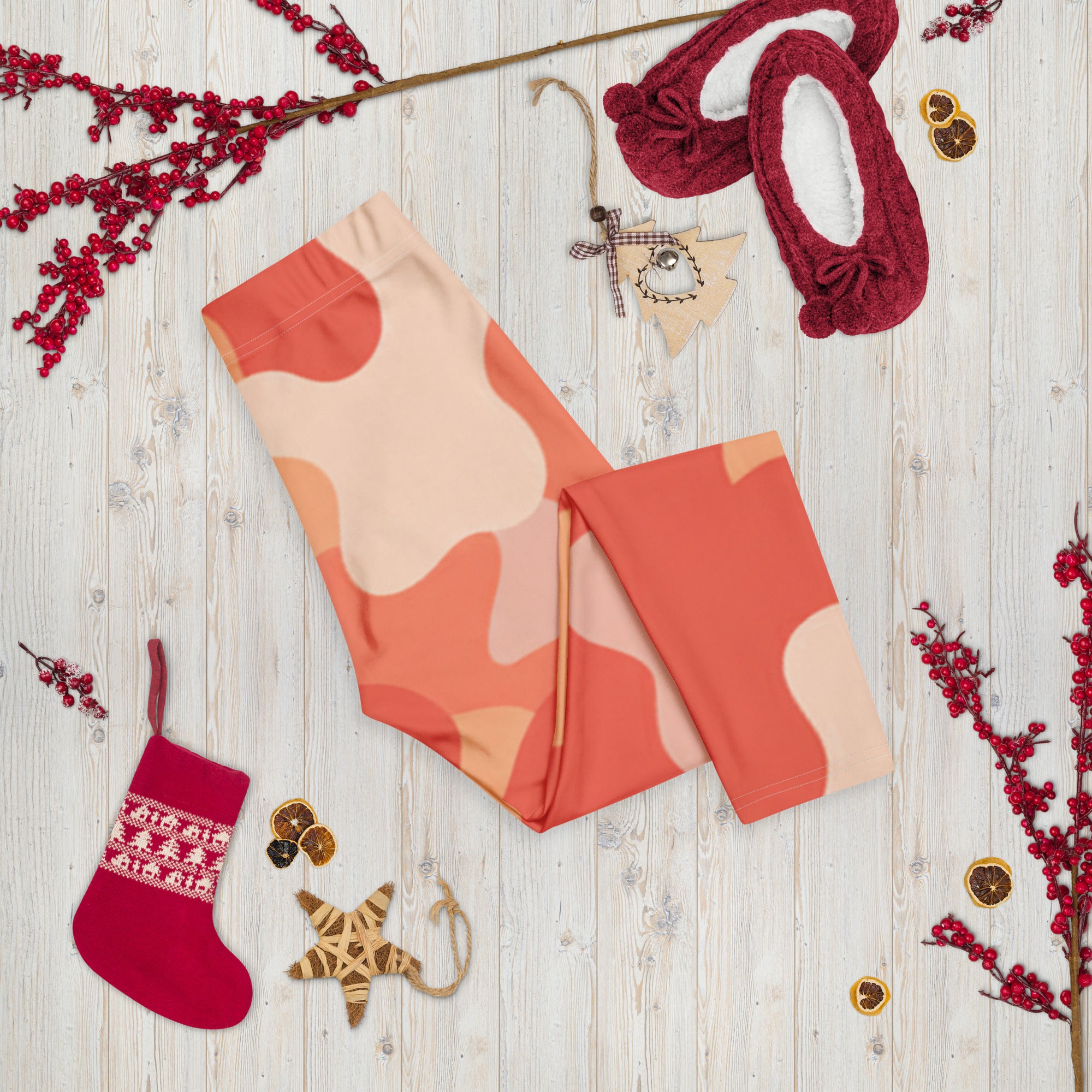 Coral Sunset Camo Capri Leggings | GearBunch